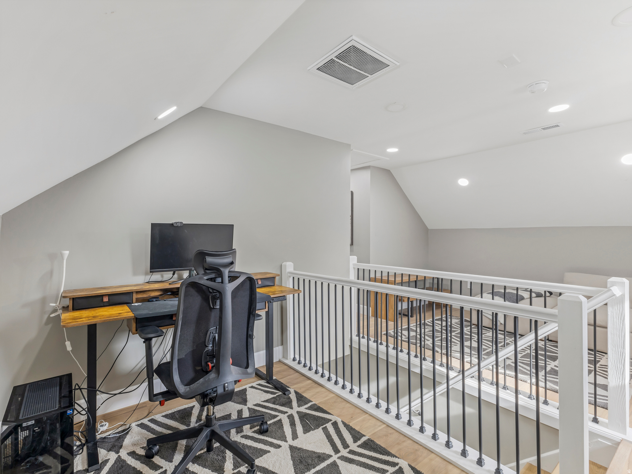 BELMONT - Residential