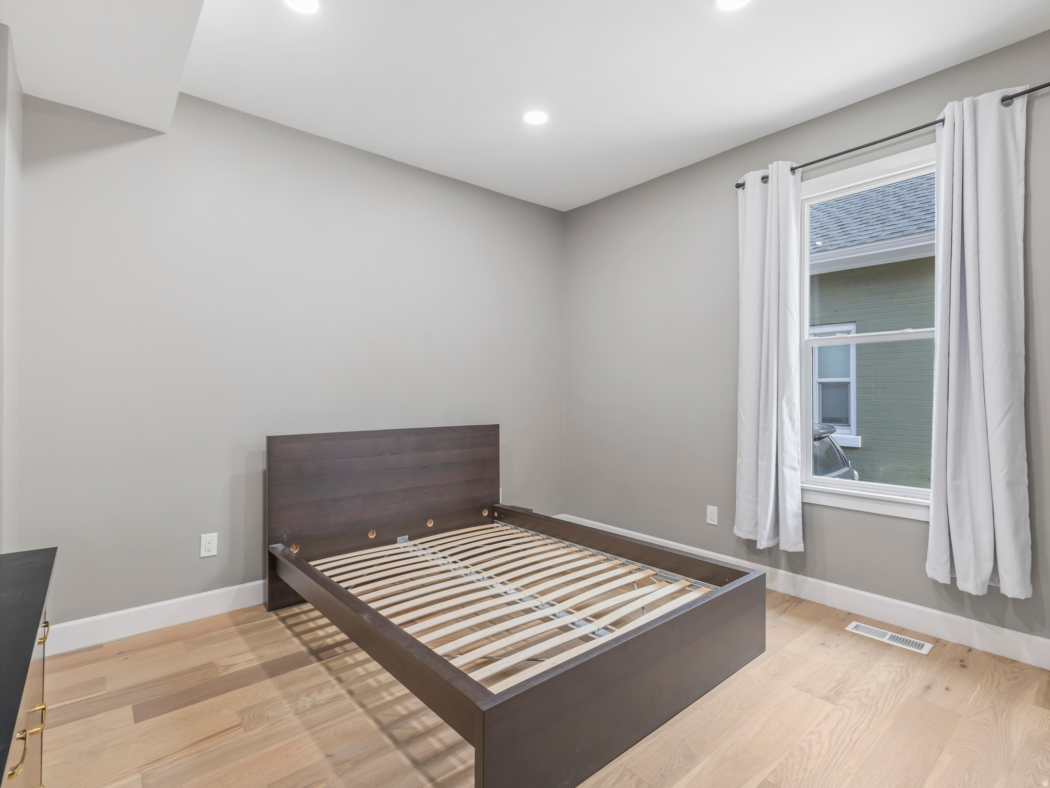 BELMONT - Residential