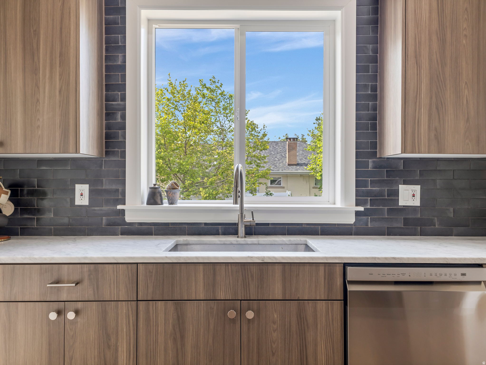 BELMONT - Residential