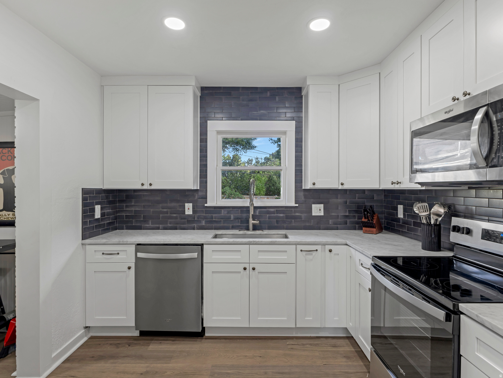 BELMONT - Residential