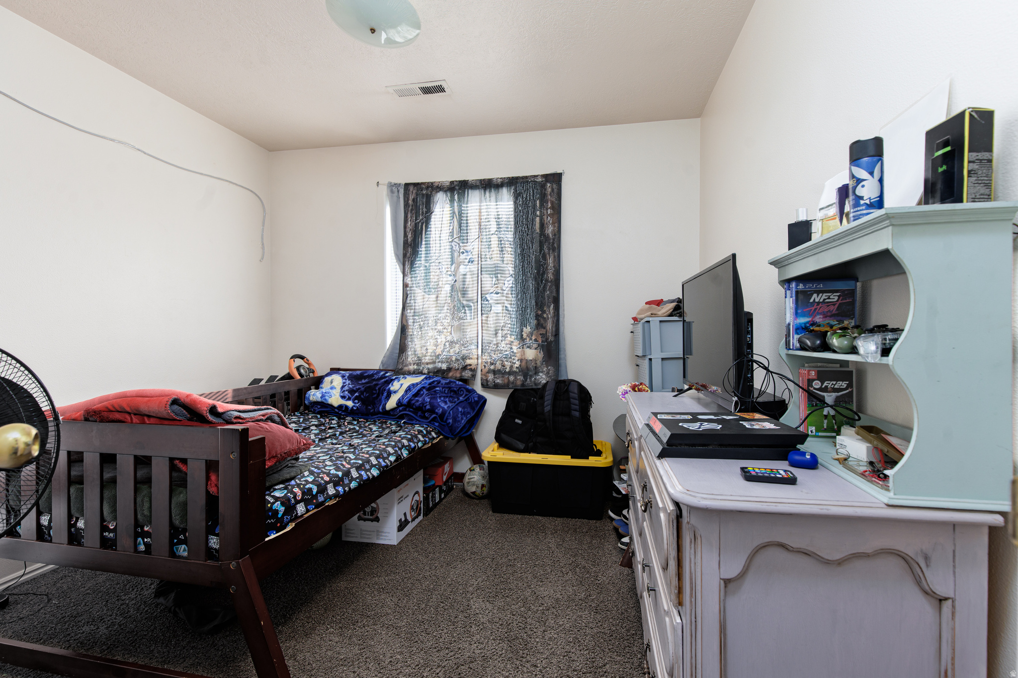 TWIN PALMS - Residential