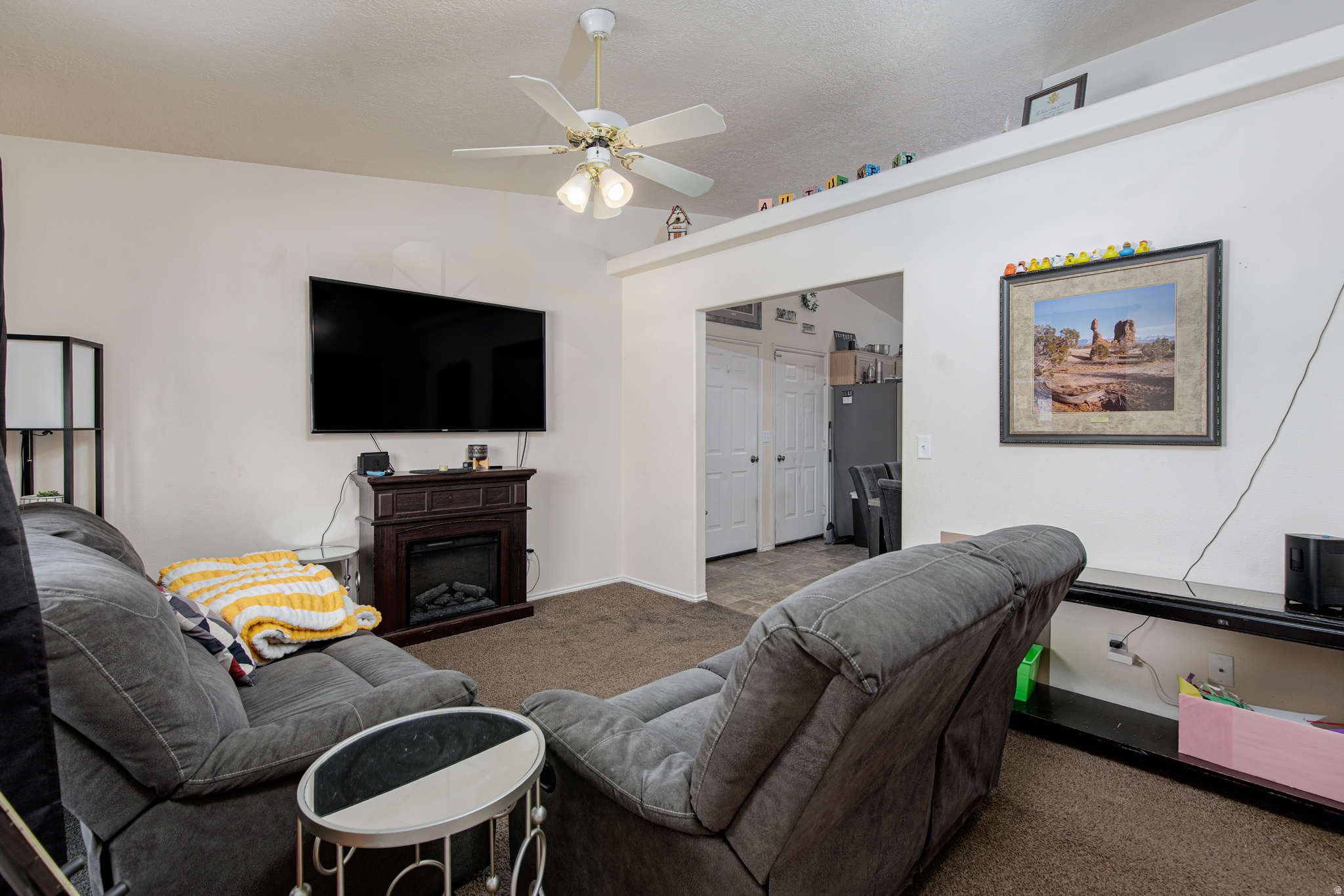 TWIN PALMS - Residential