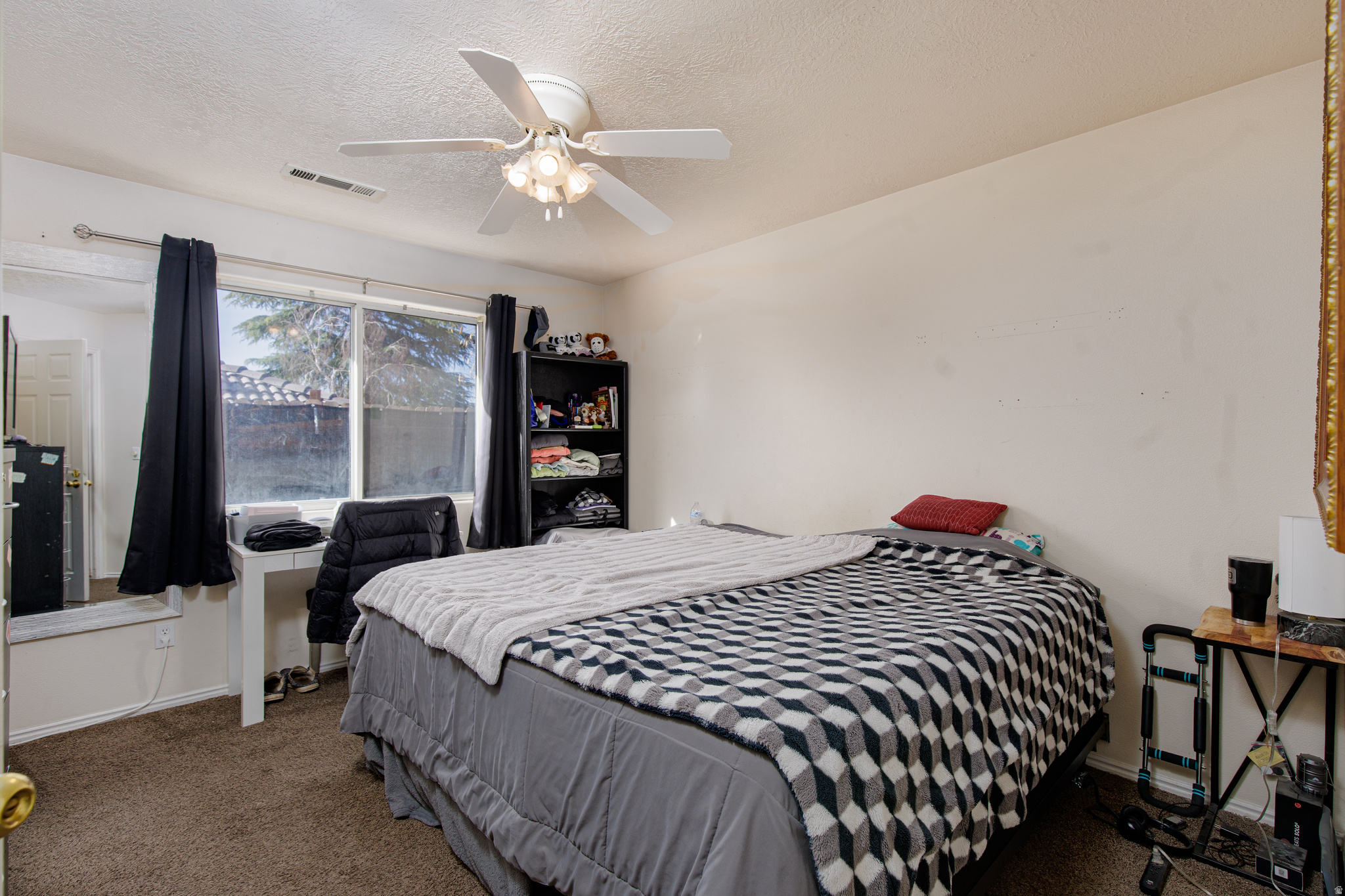 TWIN PALMS - Residential