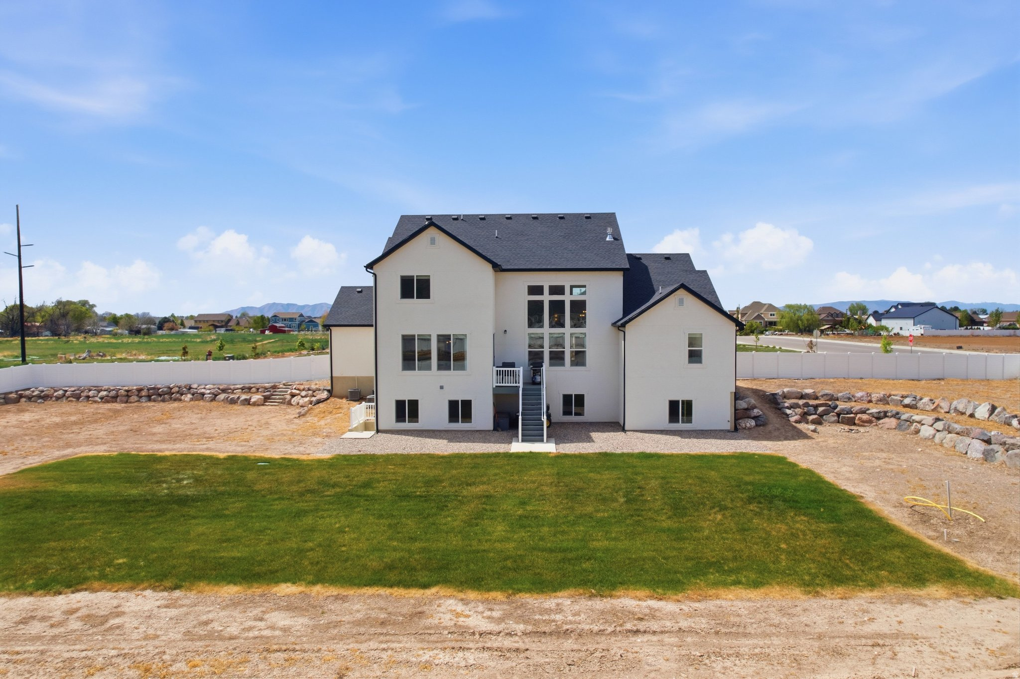 WHITING FARMS - Residential