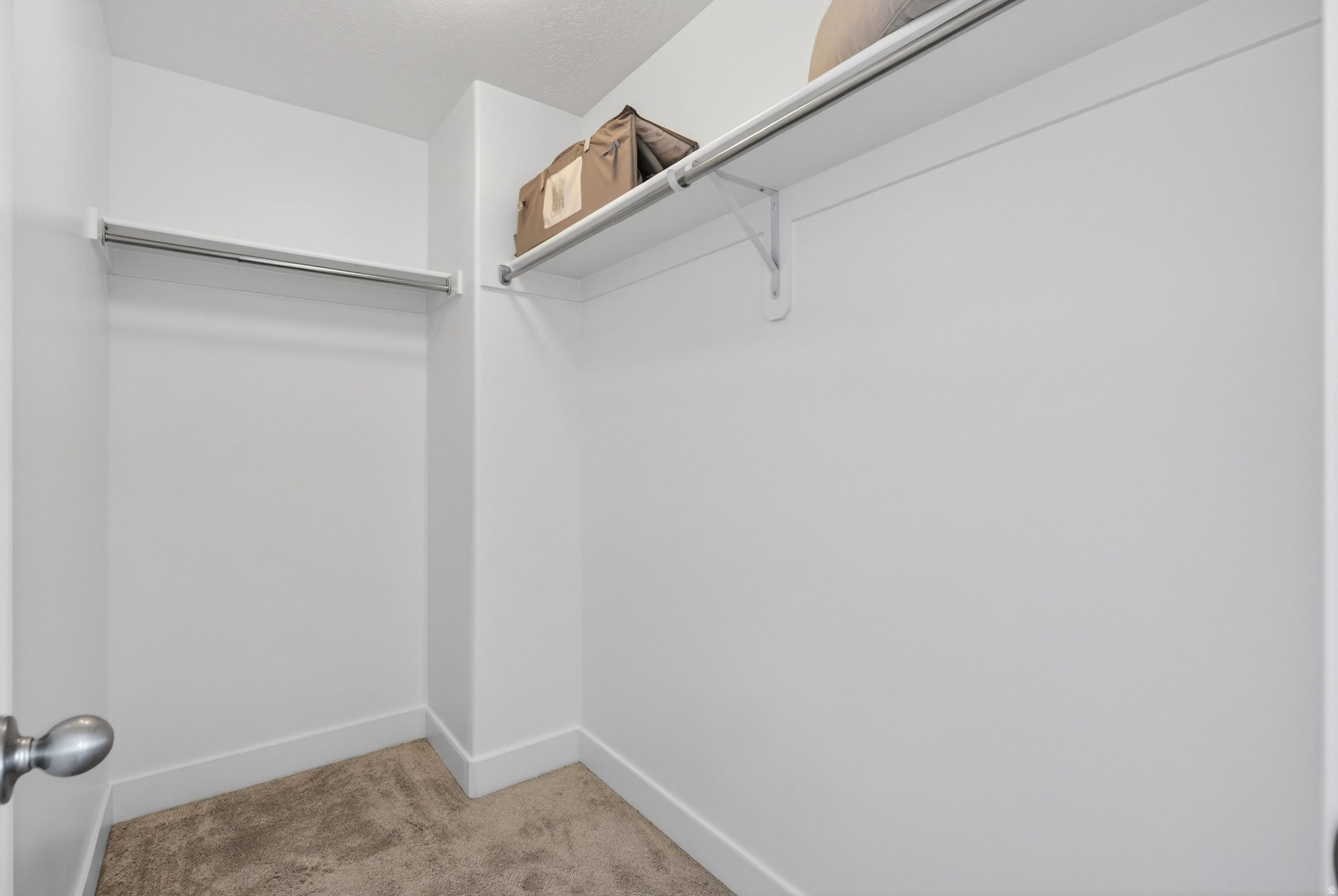 WHITING FARMS - Residential