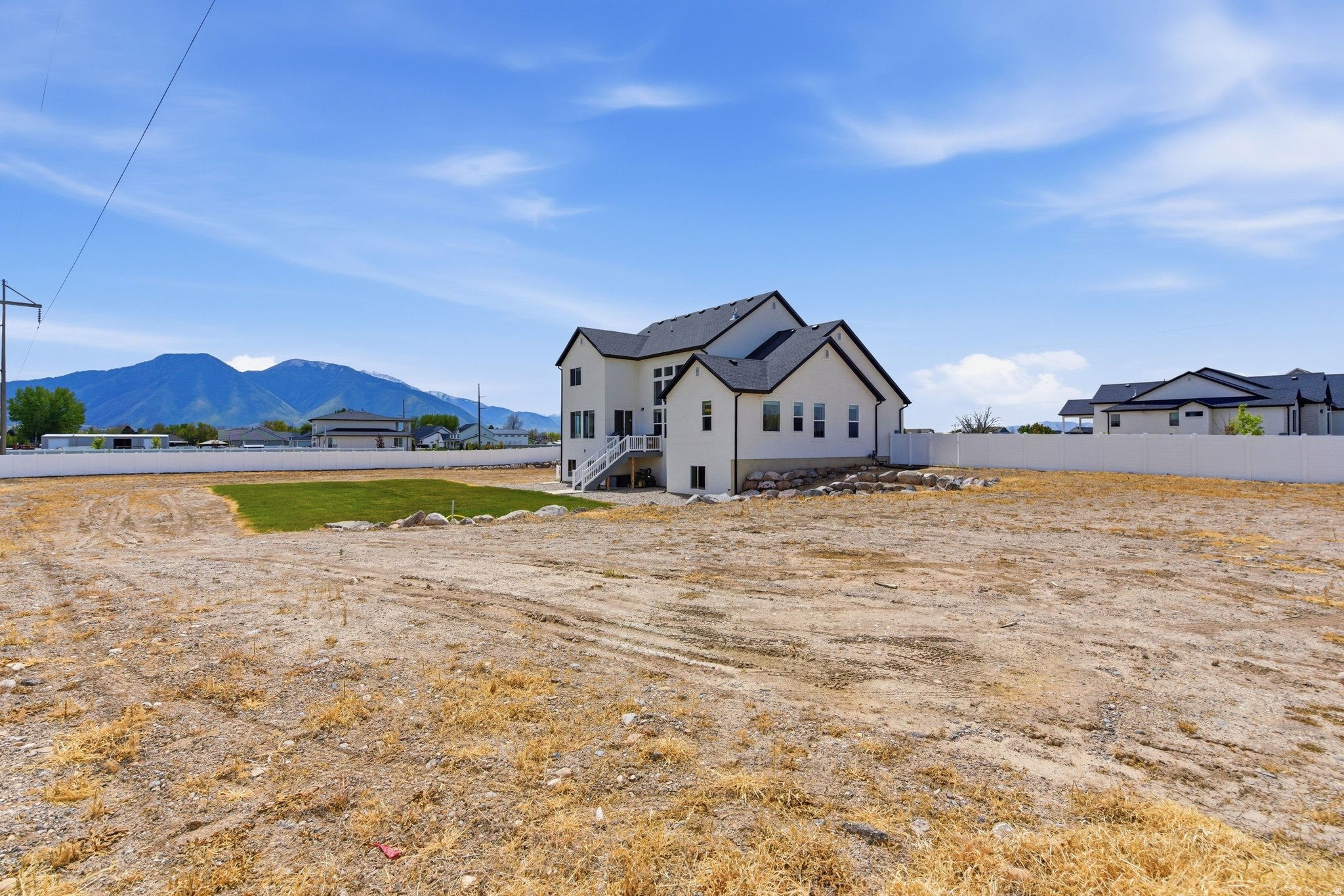 WHITING FARMS - Residential