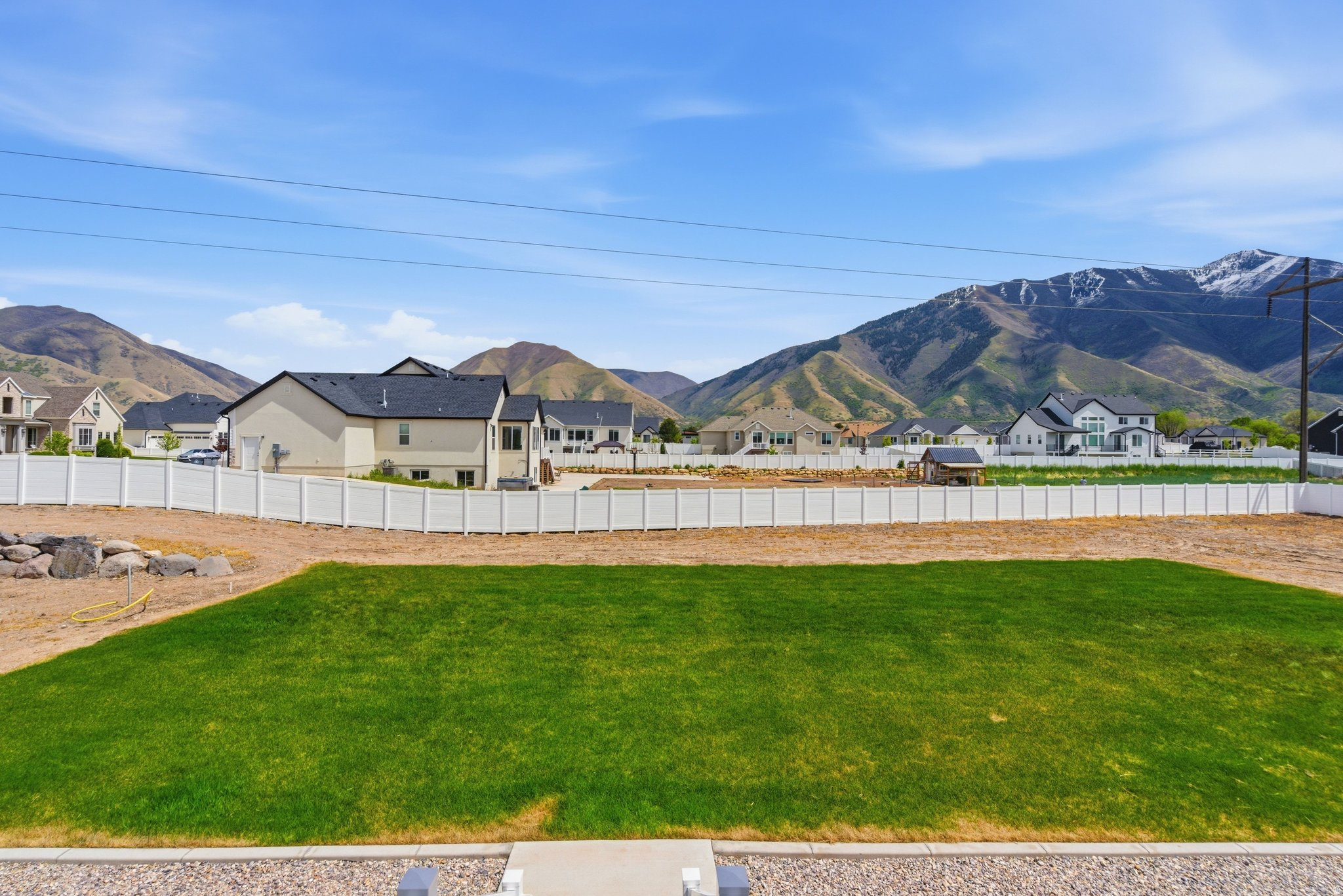 WHITING FARMS - Residential