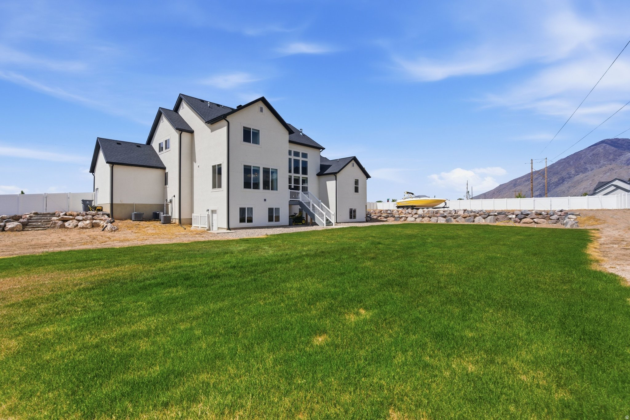 WHITING FARMS - Residential
