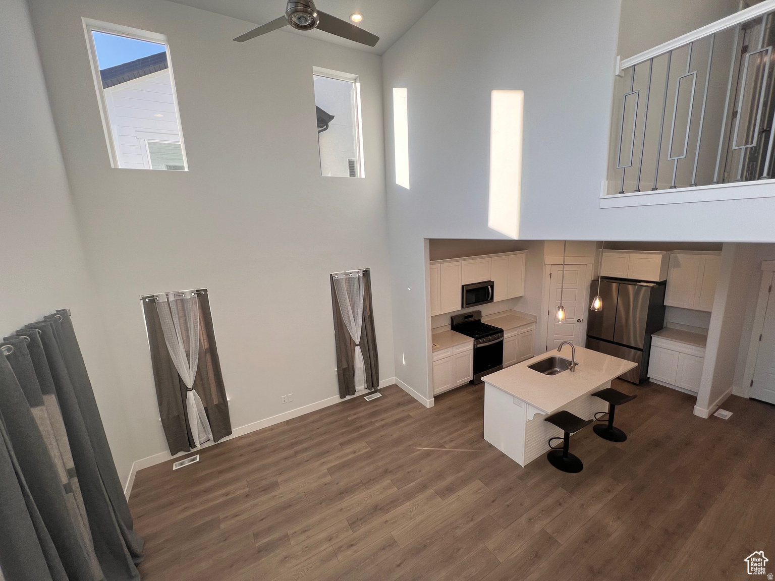 WILLOW POINT - Residential