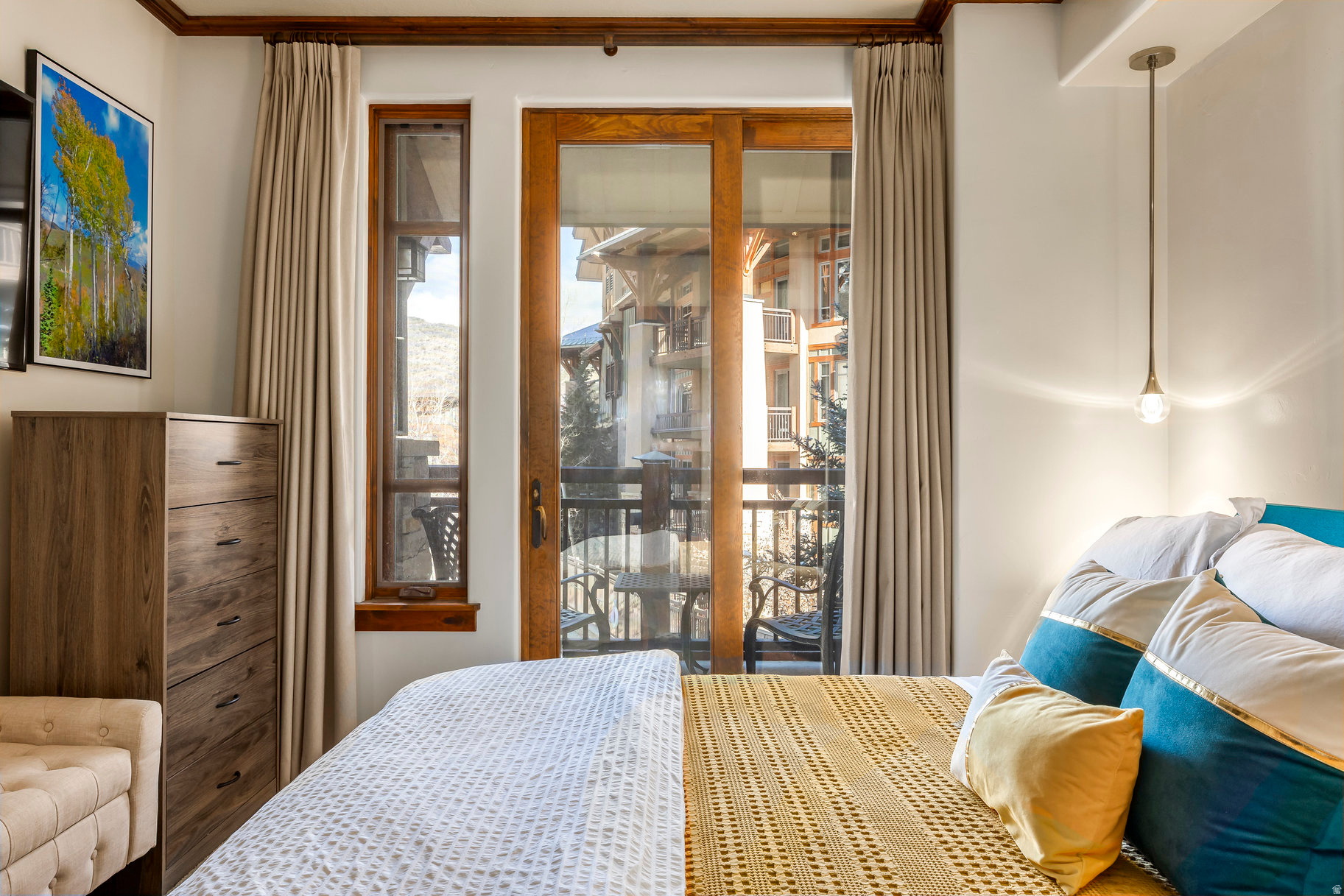 HYATT CENTRIC - Residential
