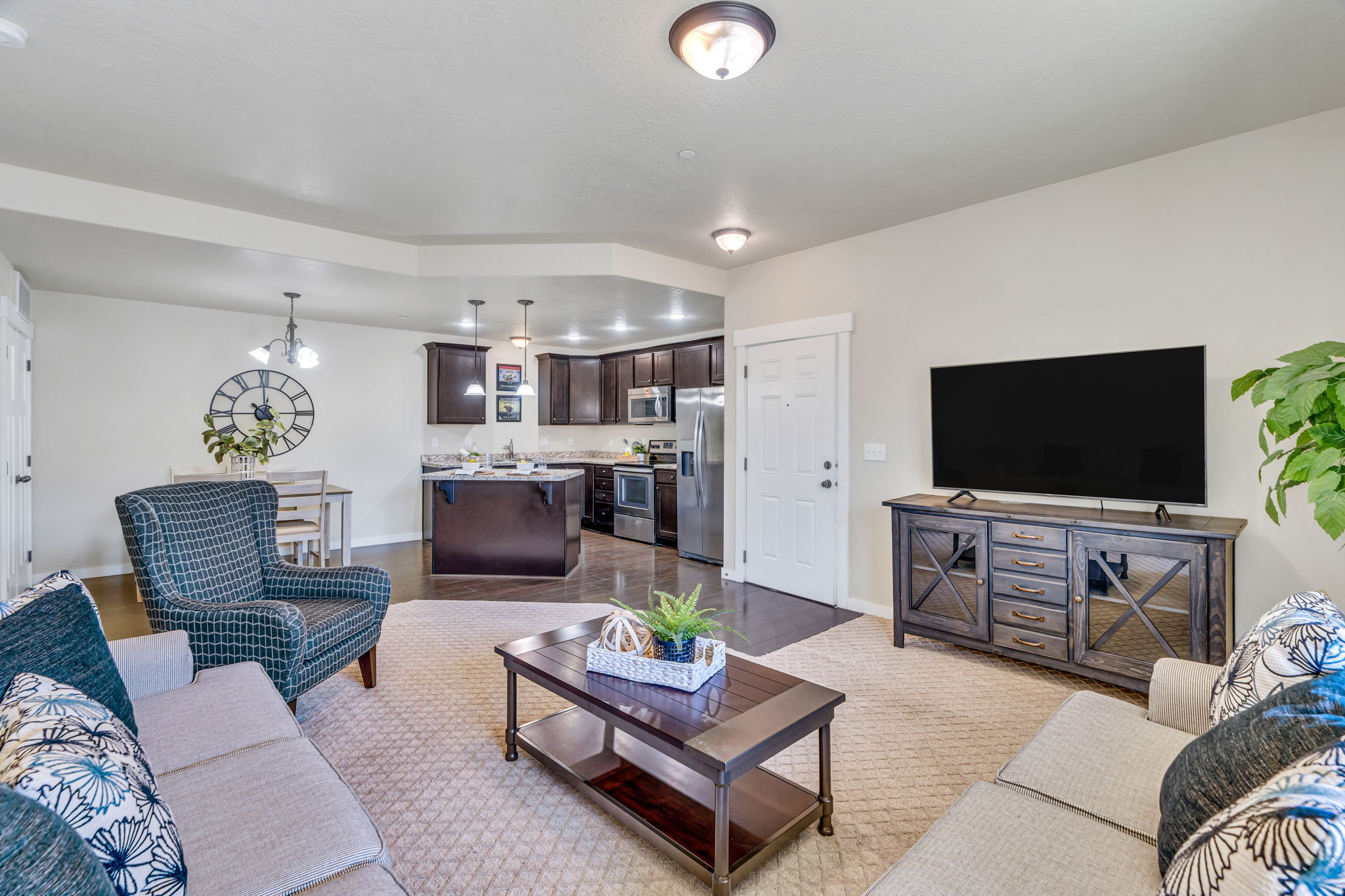 PINEAE VILLAGE PLAT - Residential