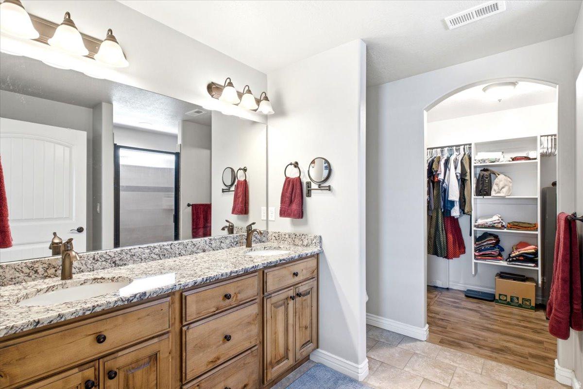 STONE CREEK VILLAGE - Residential