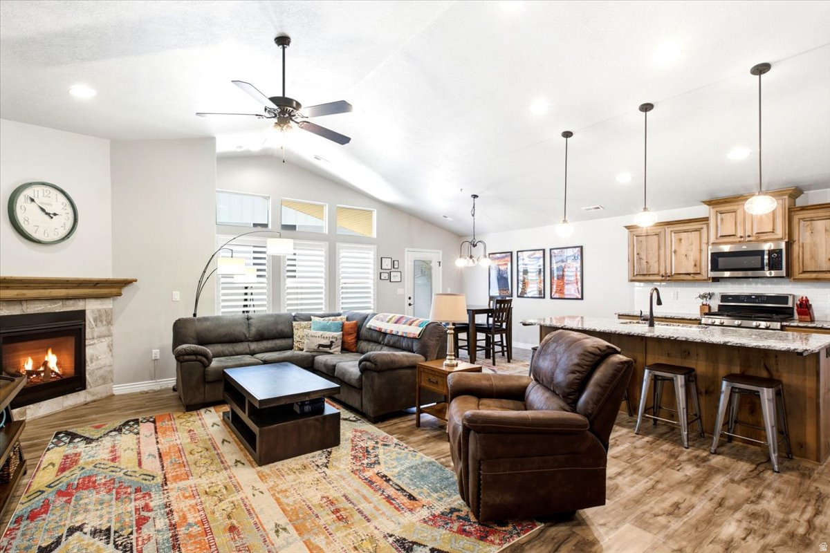 STONE CREEK VILLAGE - Residential