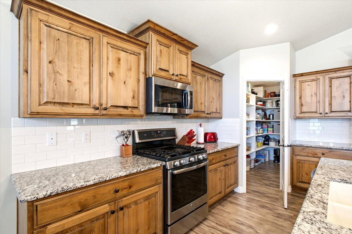 STONE CREEK VILLAGE - Residential
