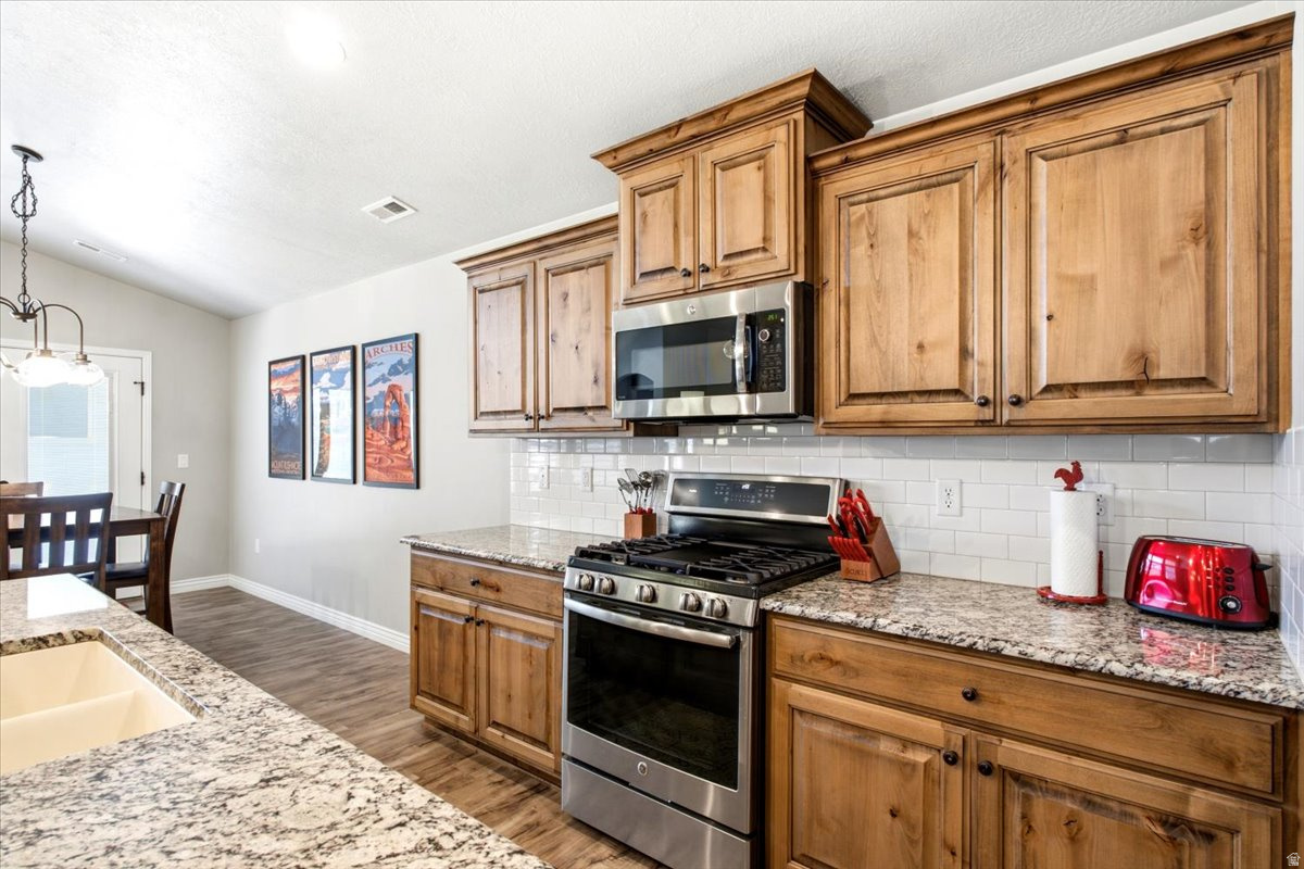 STONE CREEK VILLAGE - Residential