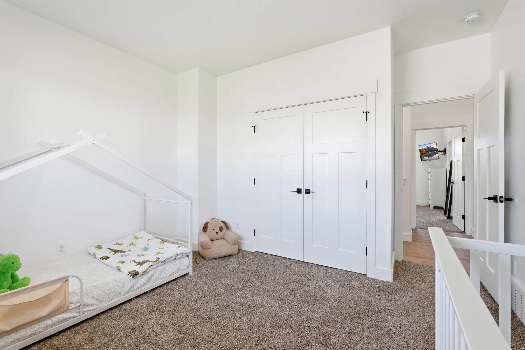 TRAVELERS LANE SUBDIVISION - Residential