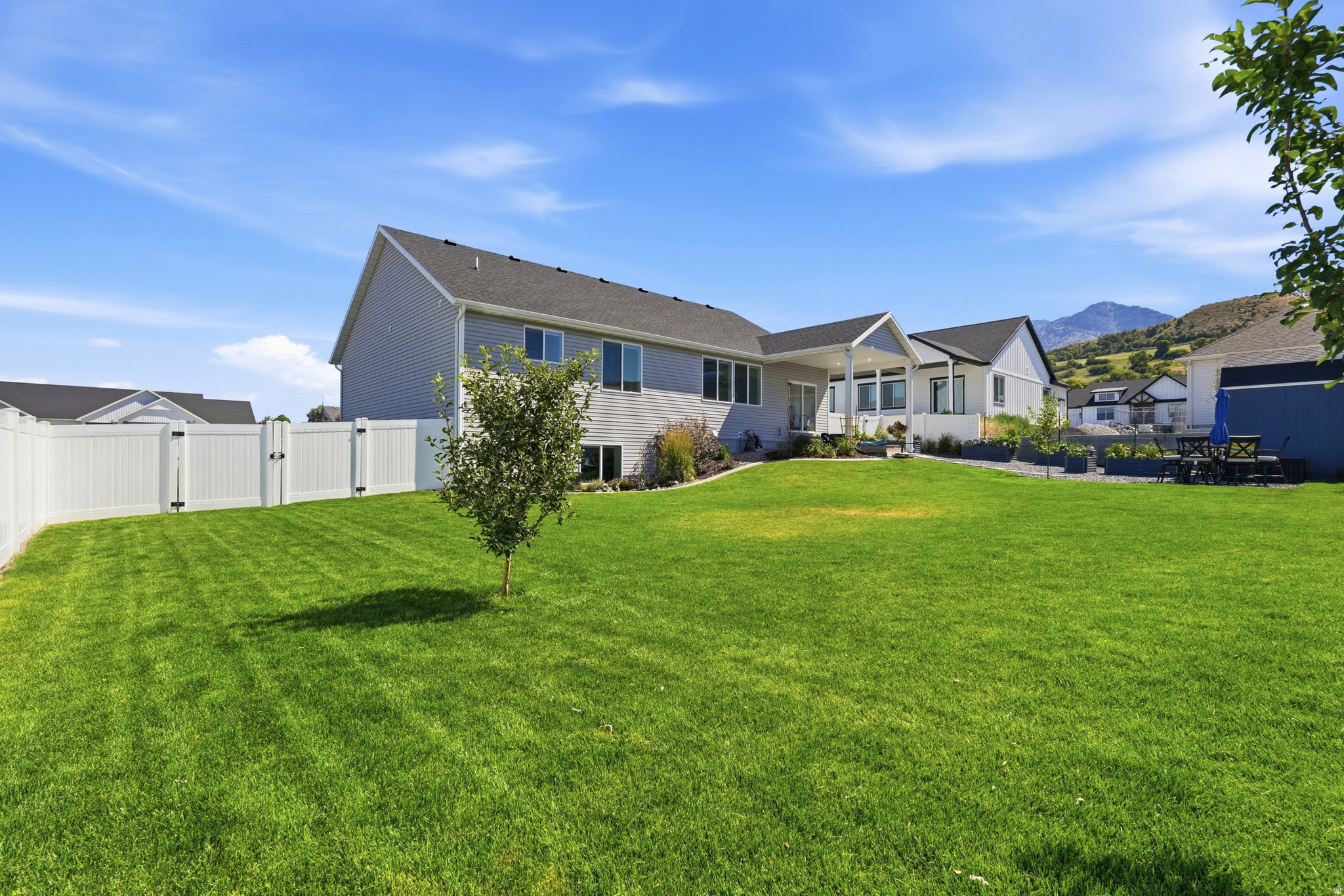 TRAVELERS LANE SUBDIVISION - Residential