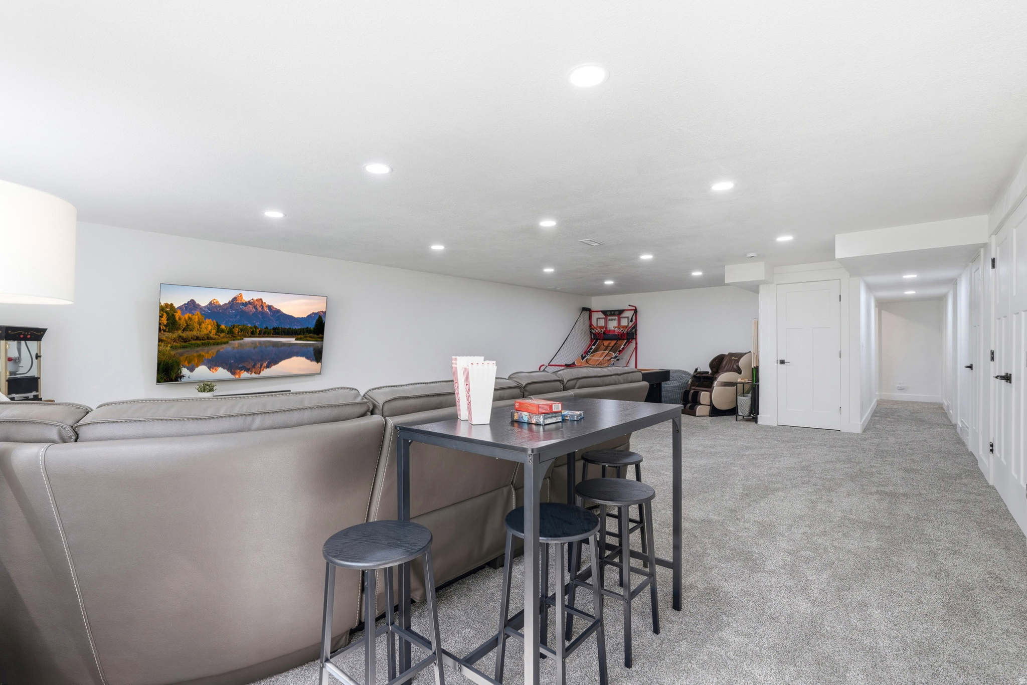 TRAVELERS LANE SUBDIVISION - Residential
