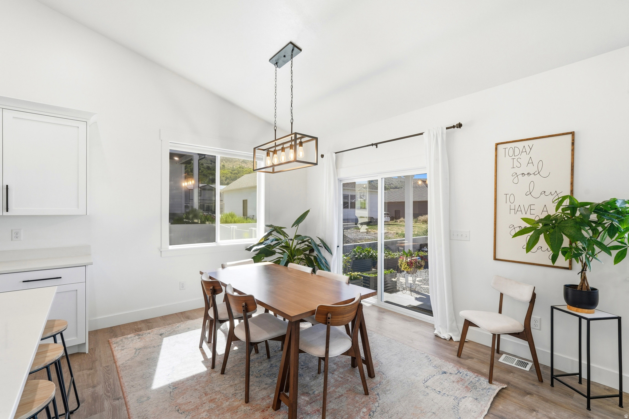 TRAVELERS LANE SUBDIVISION - Residential