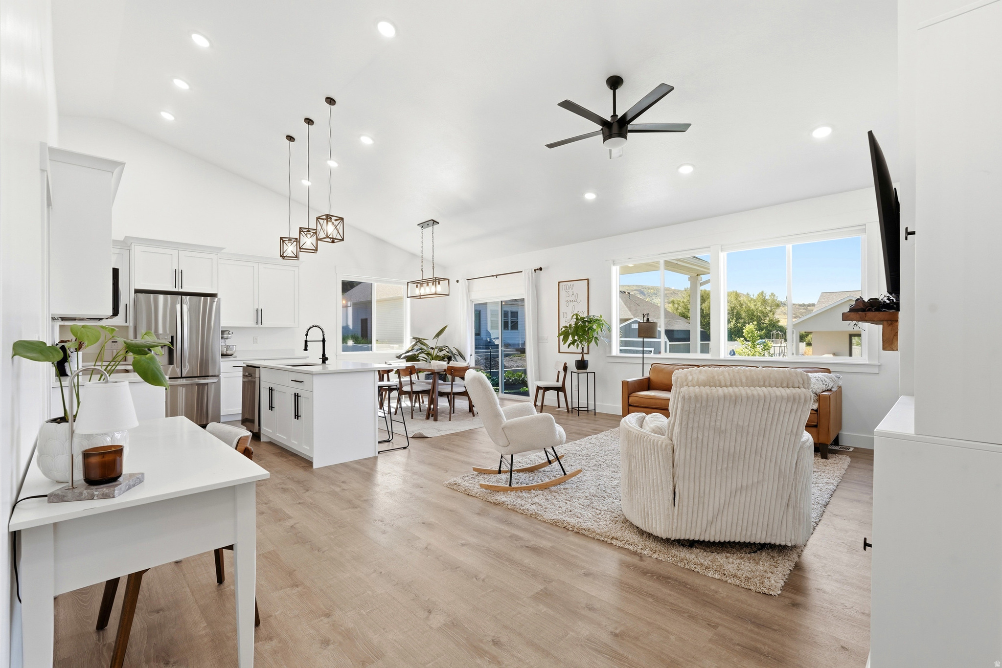 TRAVELERS LANE SUBDIVISION - Residential