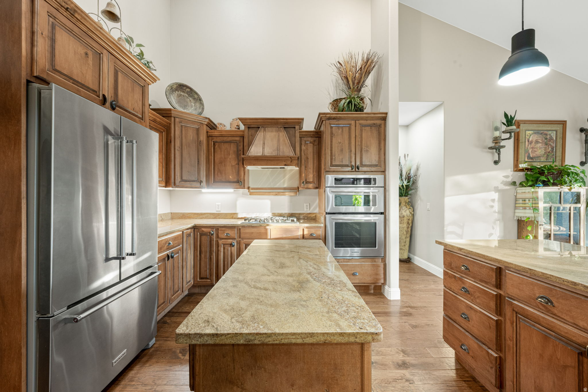 KNOLLS AT LITTLE VALLEY - Residential