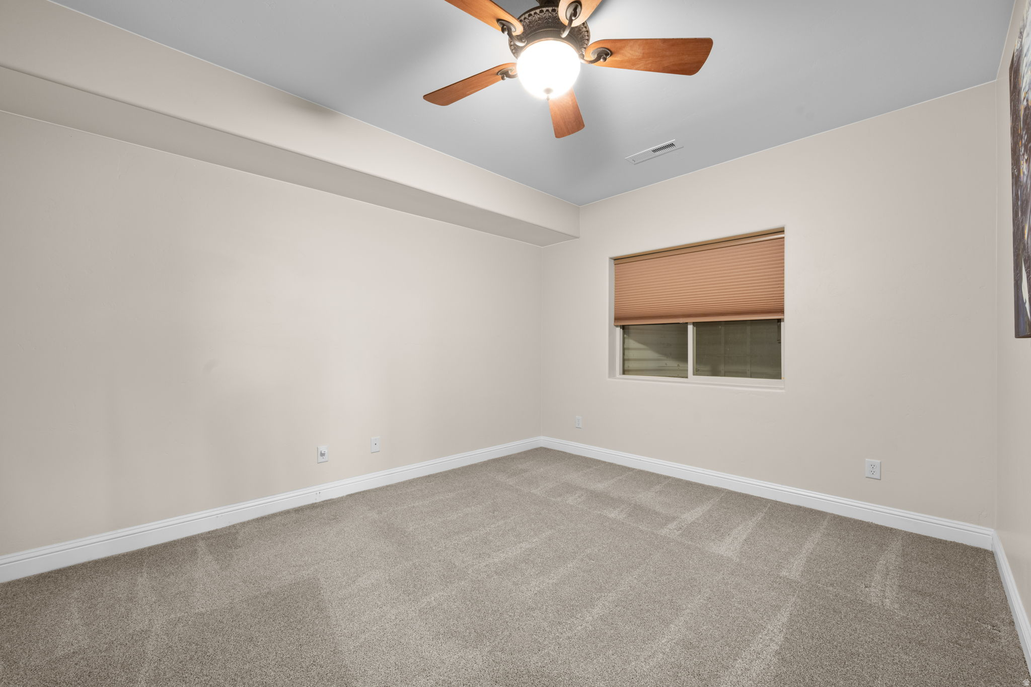 KNOLLS AT LITTLE VALLEY - Residential