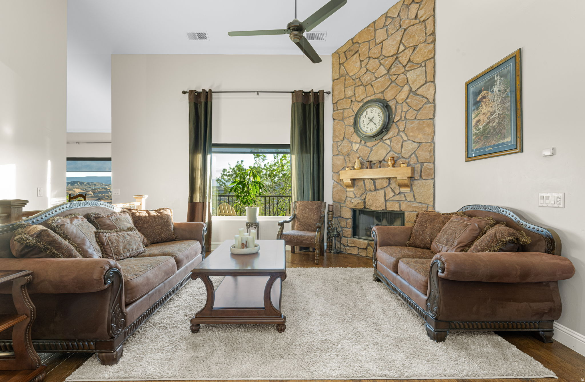 KNOLLS AT LITTLE VALLEY - Residential