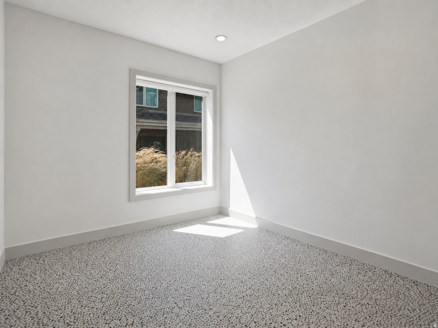 PINNACLE PARK - Commercial Sale