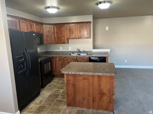 CREEKSIDE VILLAGE - Residential