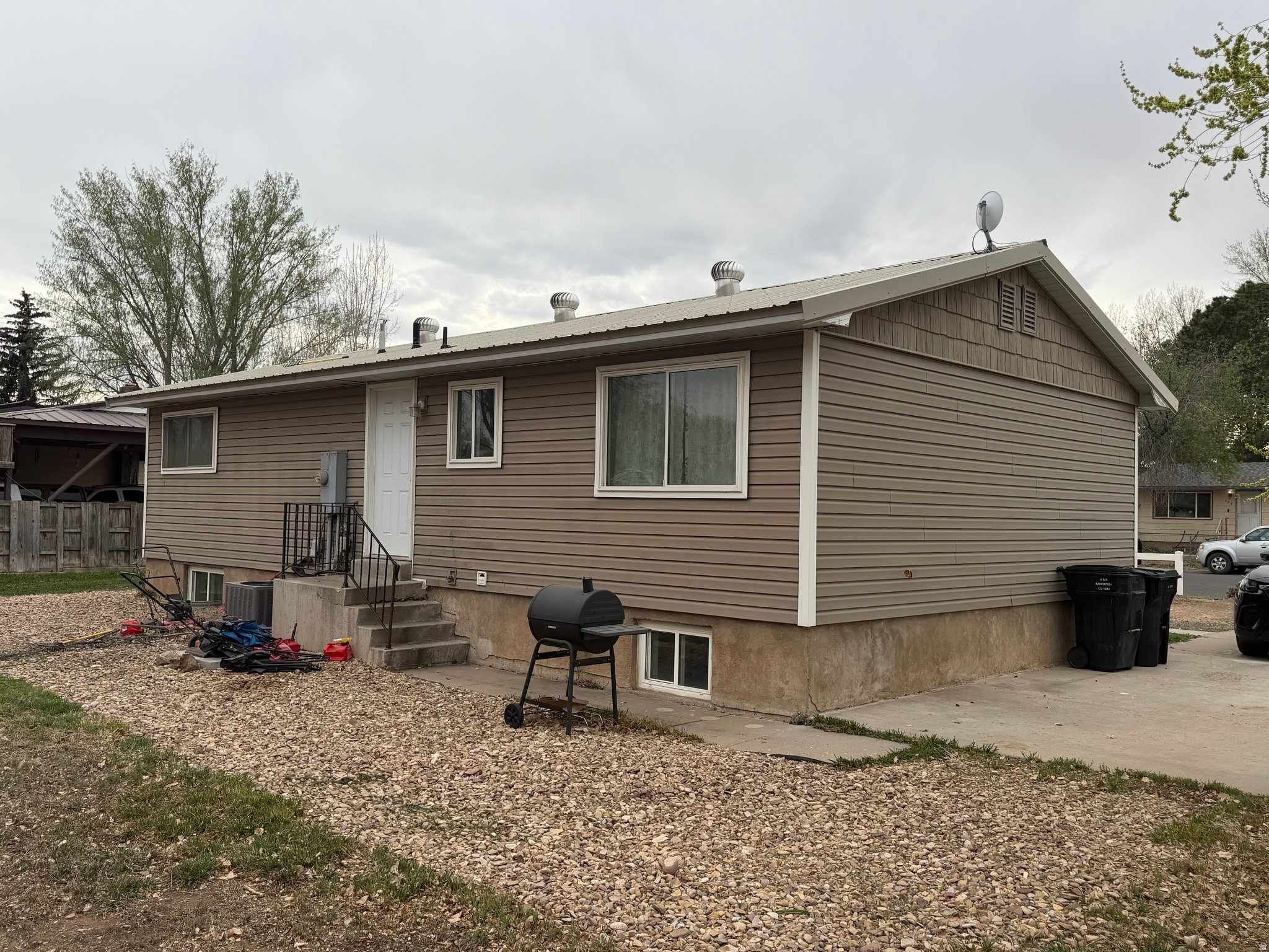 SUNNYVIEW EAST - Residential
