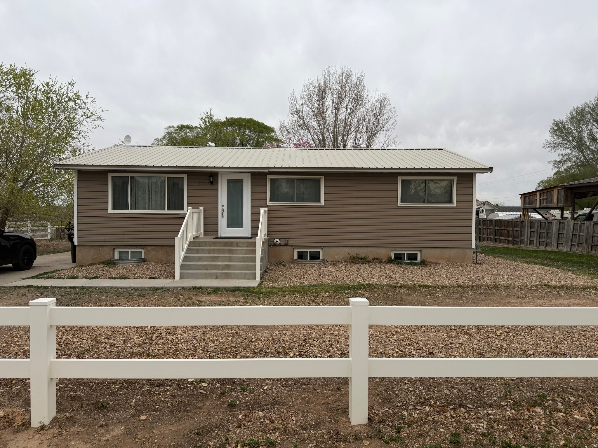 SUNNYVIEW EAST - Residential