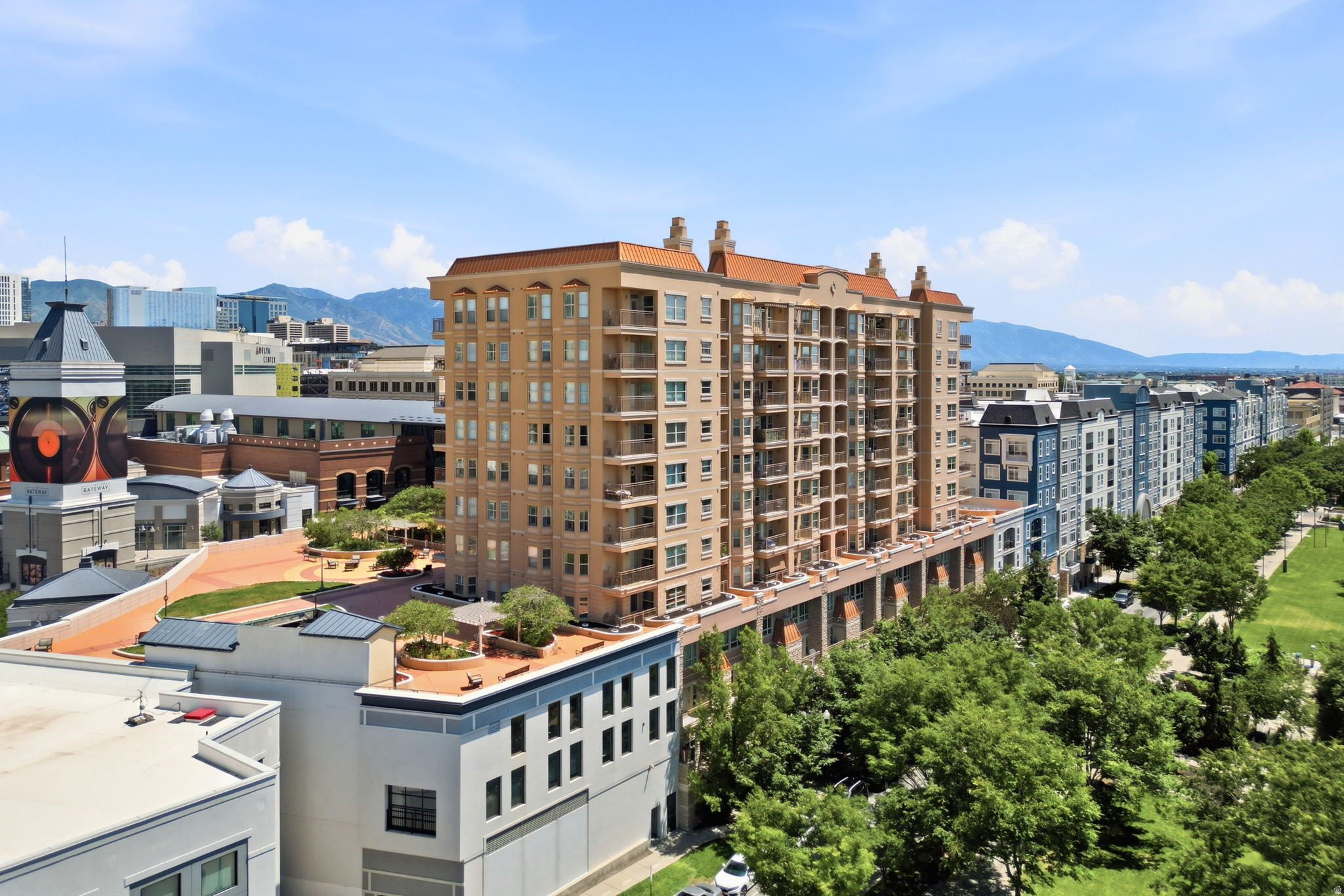 PARC AT GATEWAY - Residential