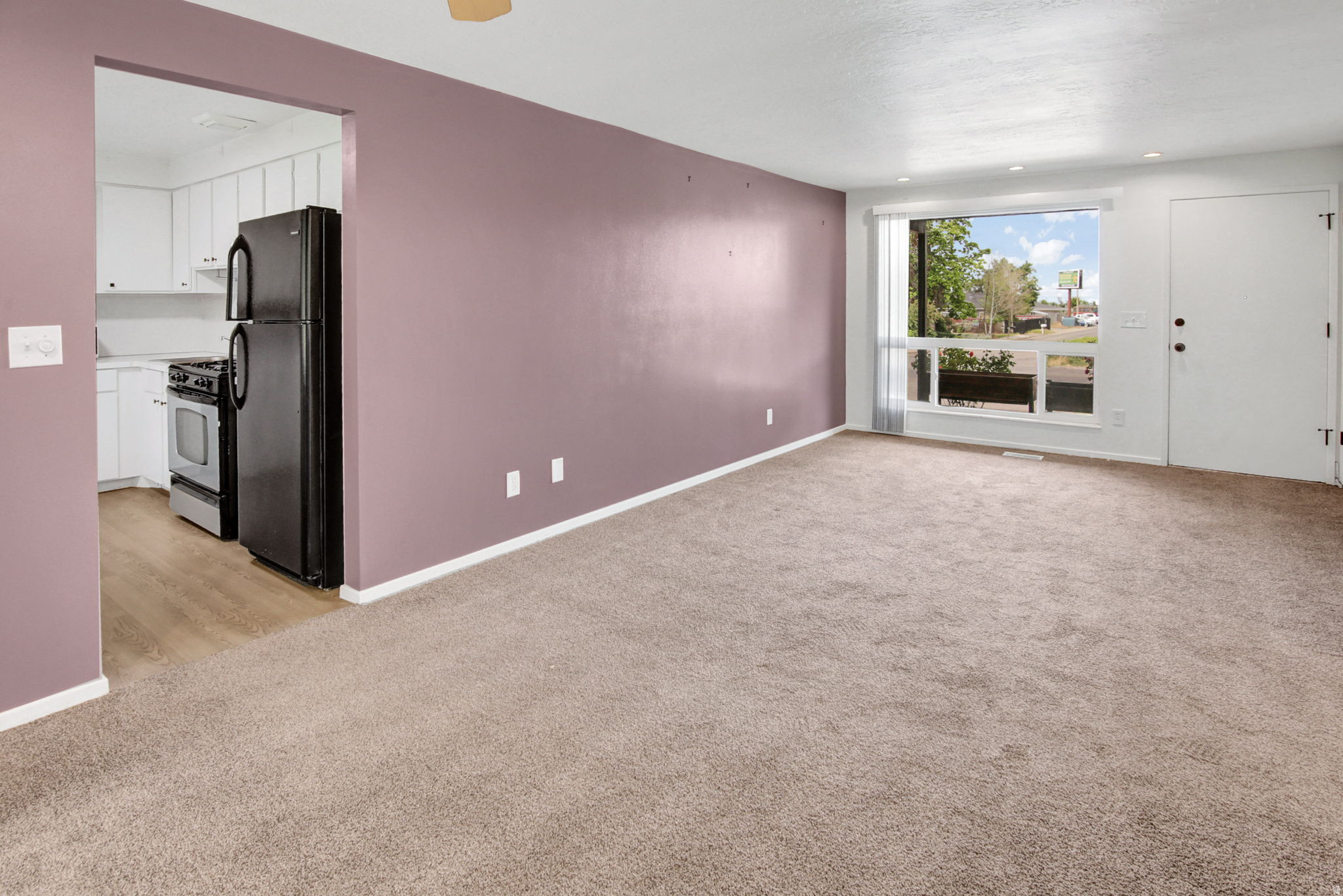 BEL AIR CONDO - Residential