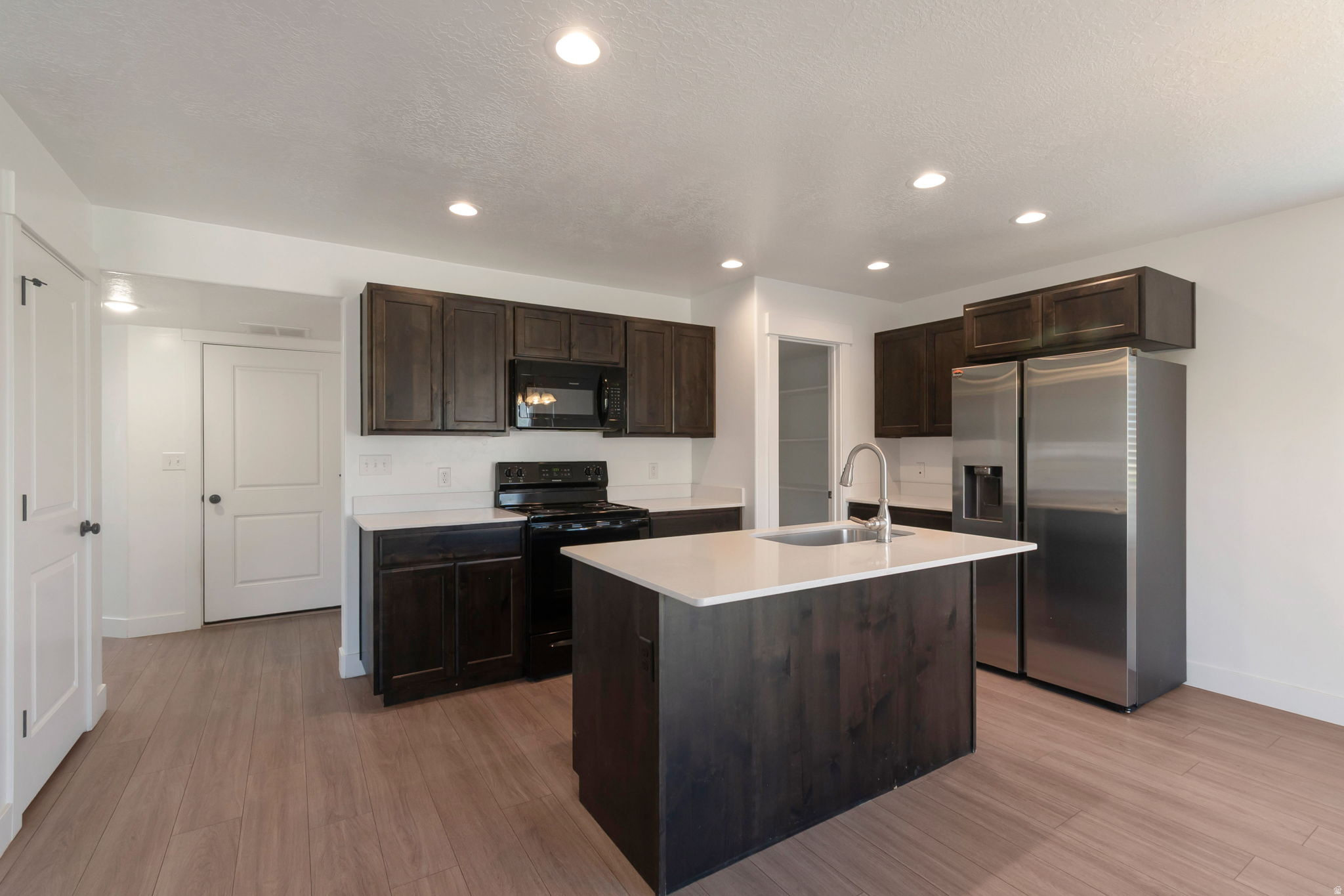 RIDGE - Residential