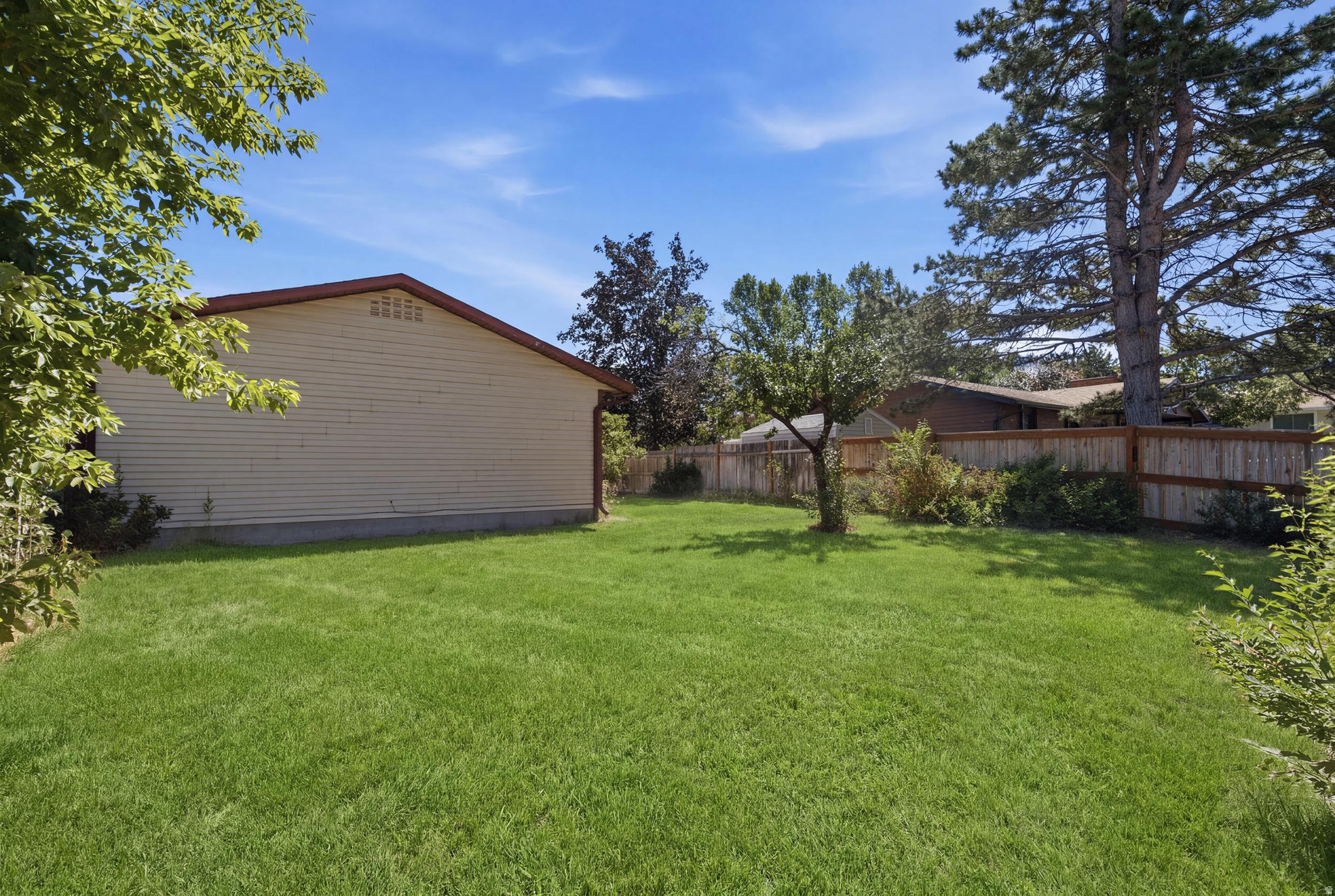 STORM MOUNTAIN TERRACE #8 - Residential