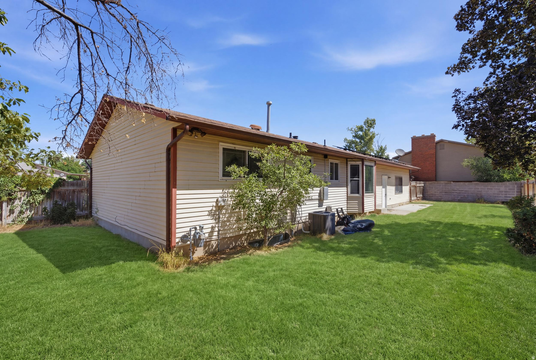 STORM MOUNTAIN TERRACE #8 - Residential