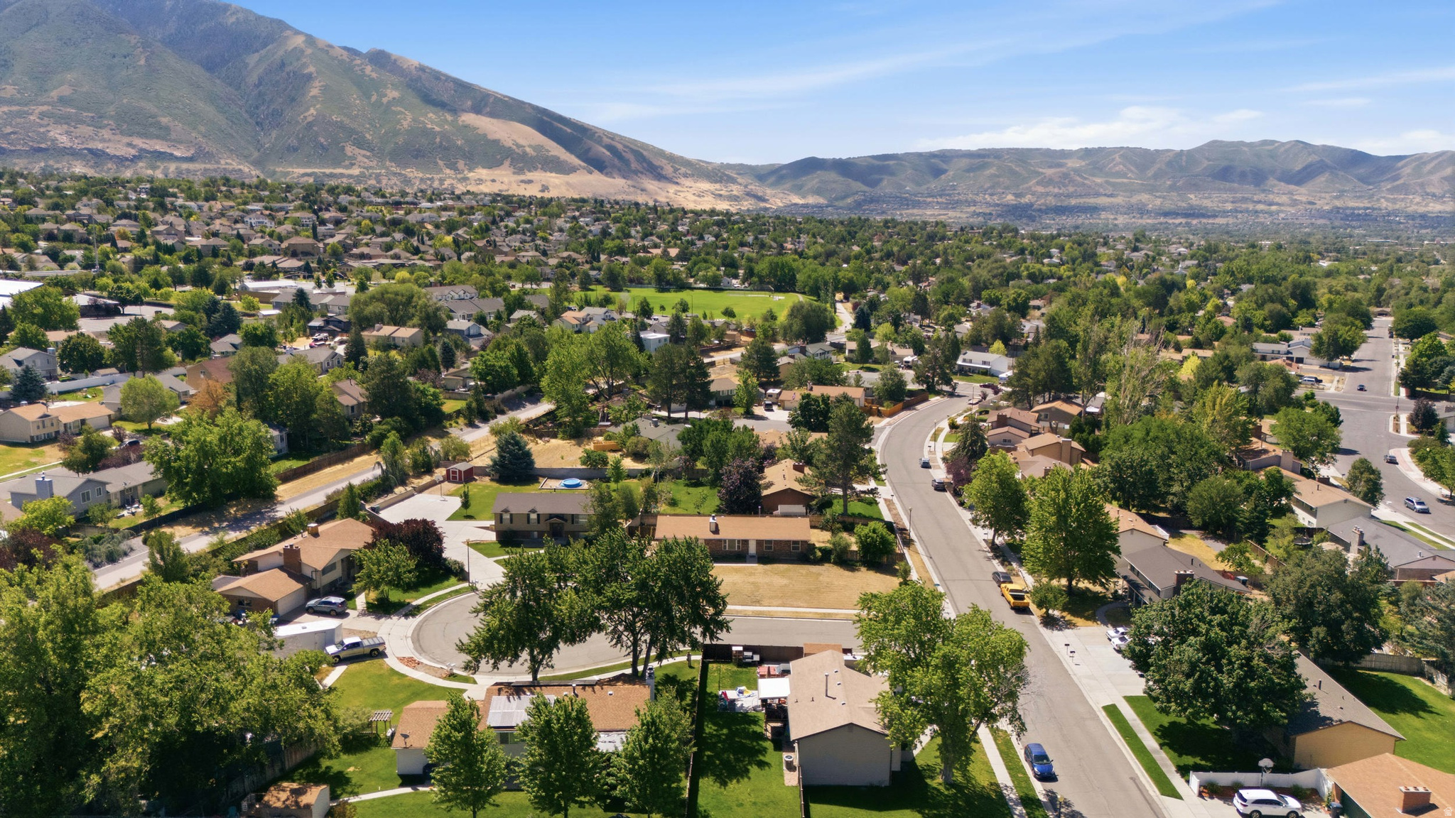 STORM MOUNTAIN TERRACE #8 - Residential