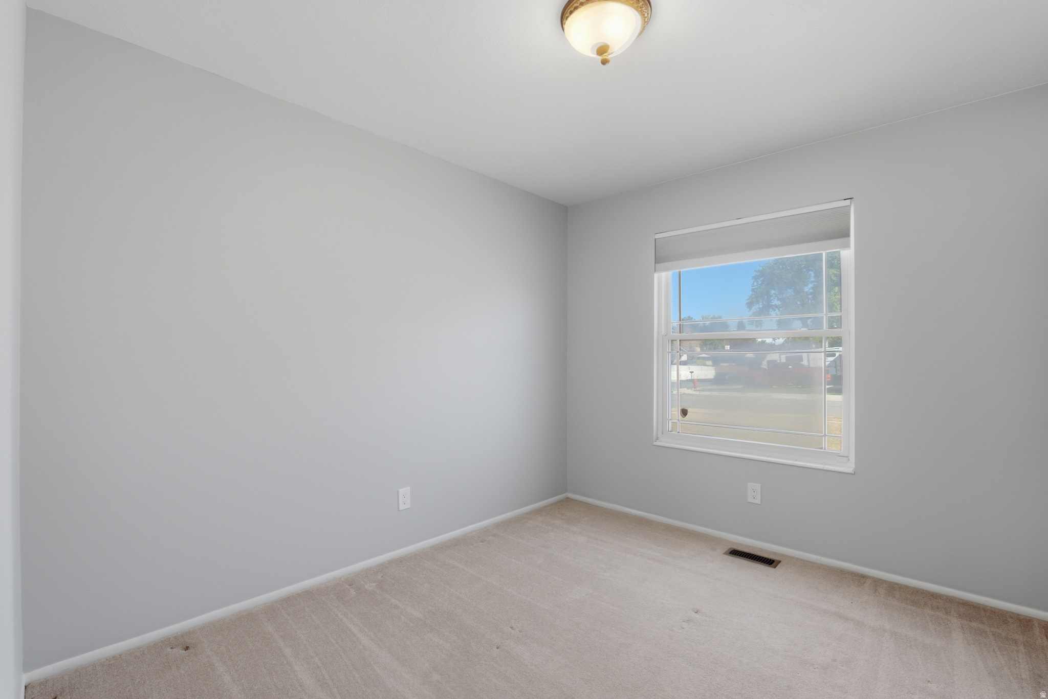 STORM MOUNTAIN TERRACE #8 - Residential