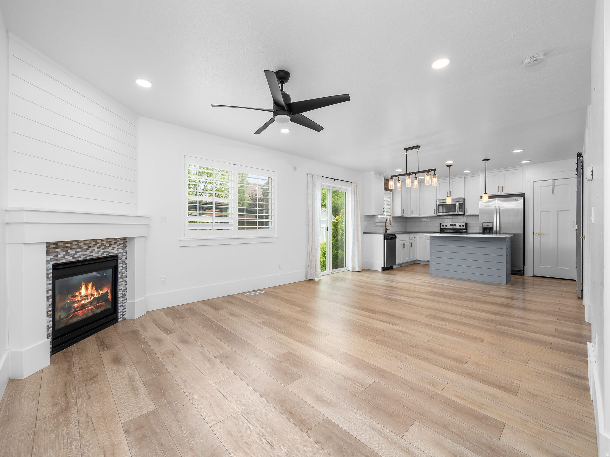 EAST MEADOWS ESTATES - Residential