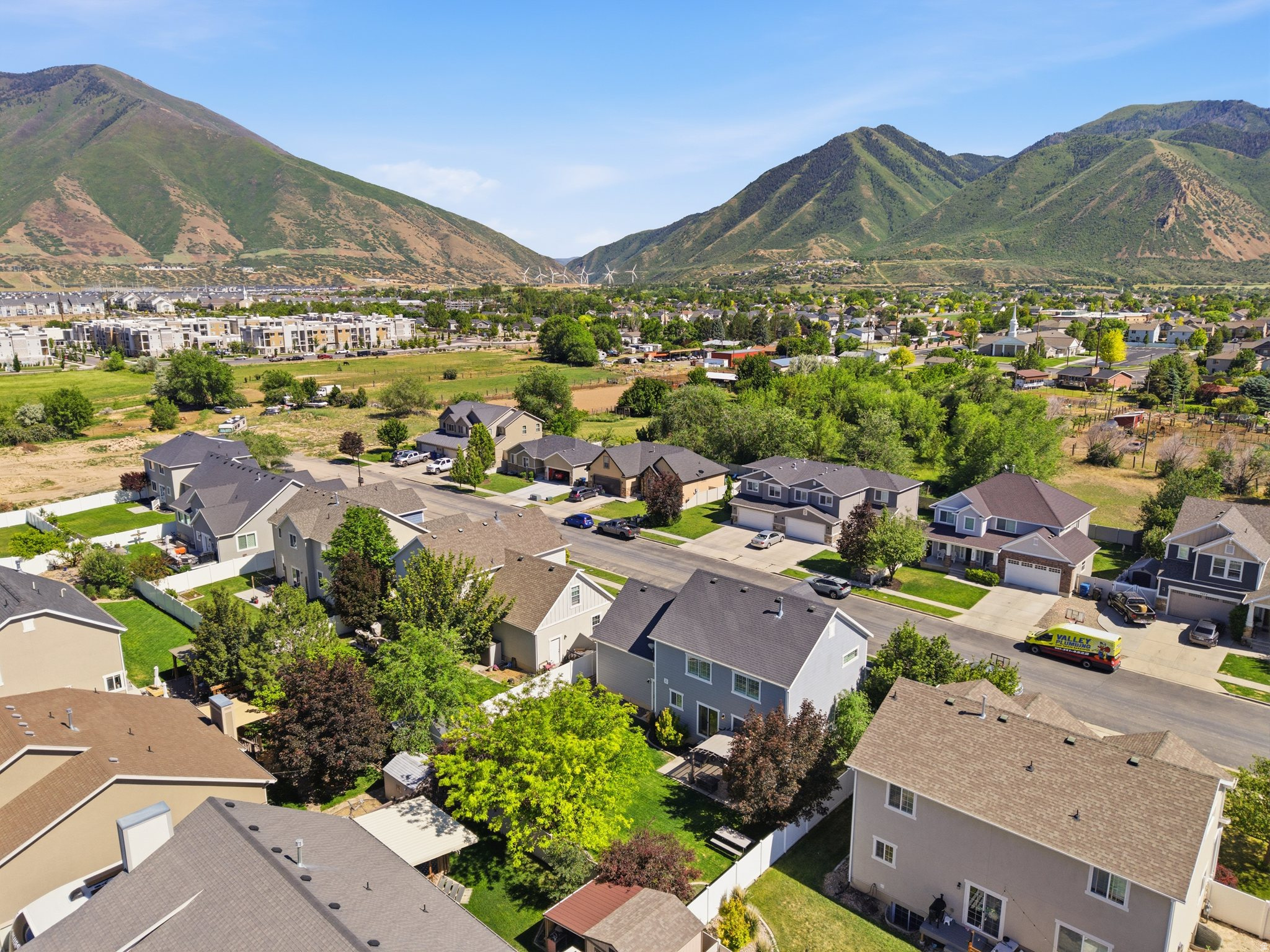 EAST MEADOWS ESTATES - Residential