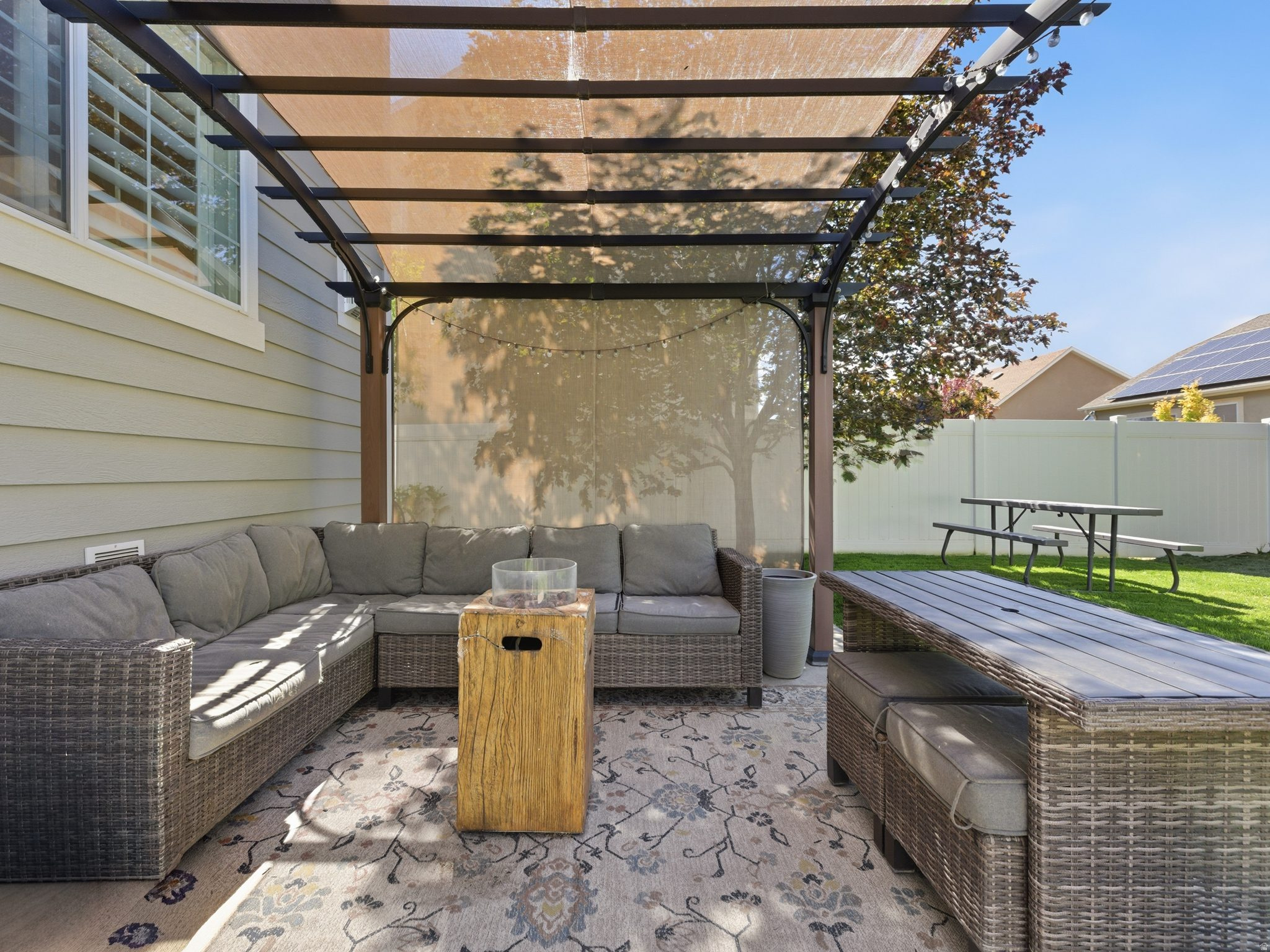 EAST MEADOWS ESTATES - Residential