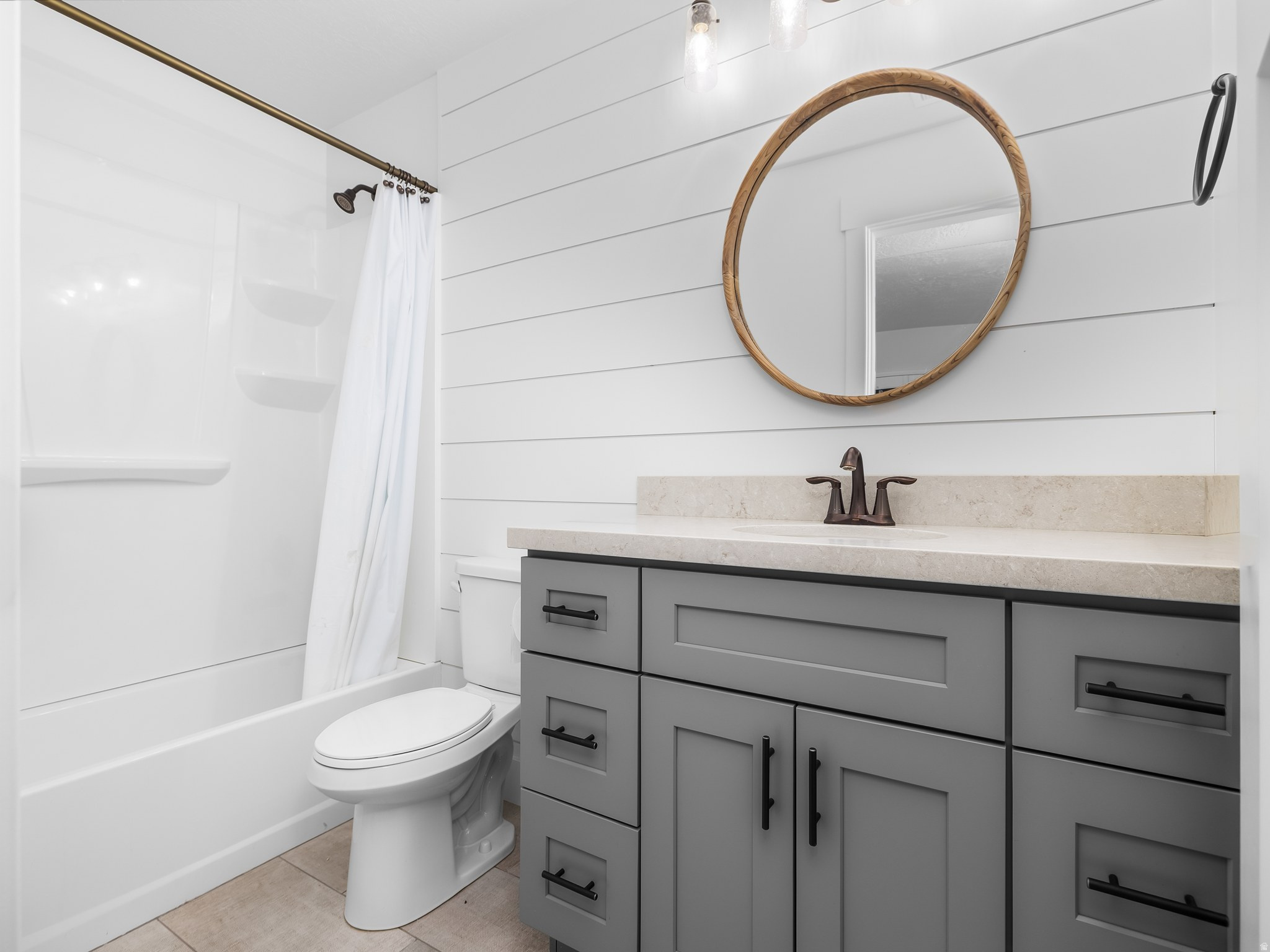 EAST MEADOWS ESTATES - Residential