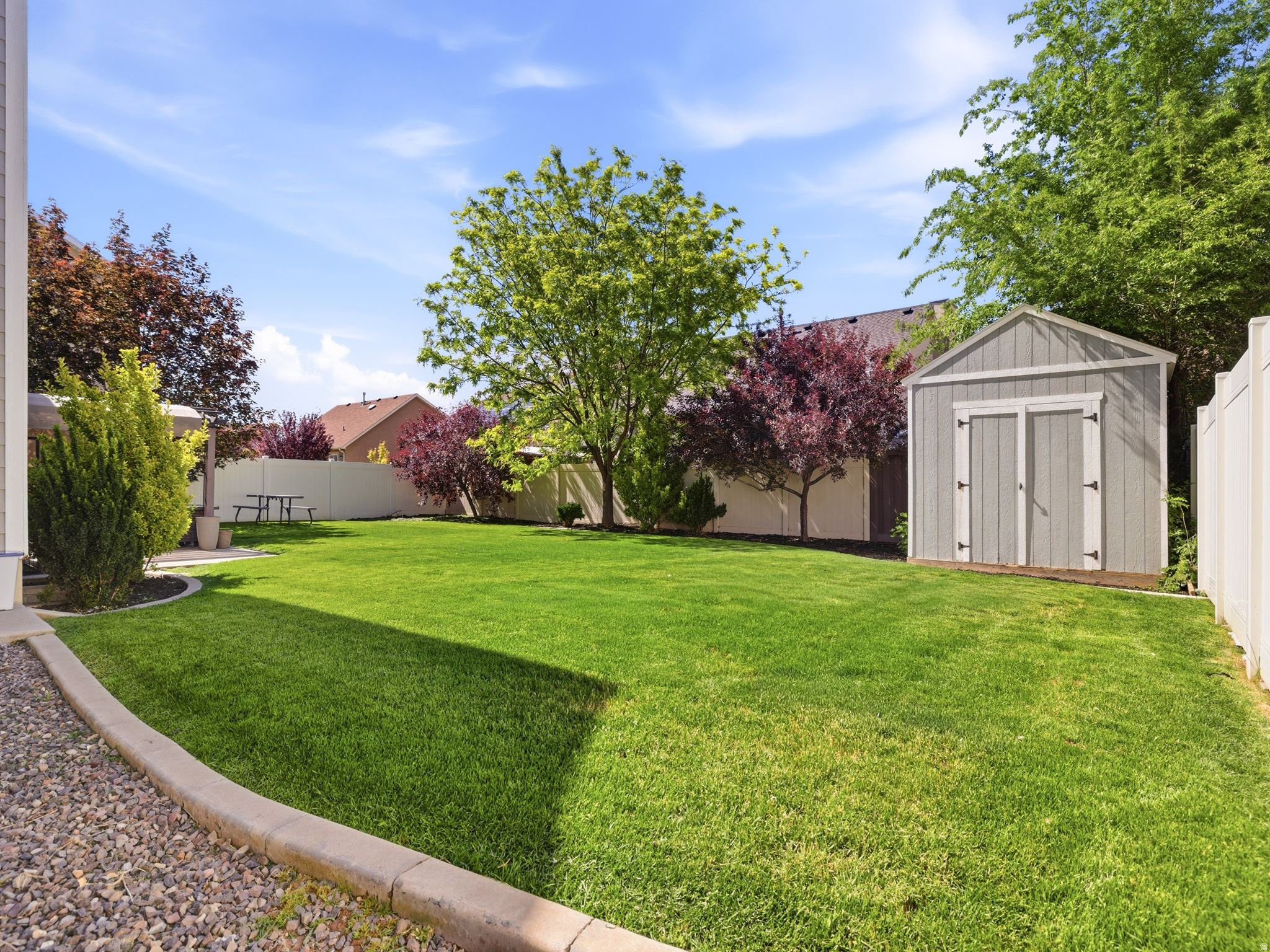 EAST MEADOWS ESTATES - Residential