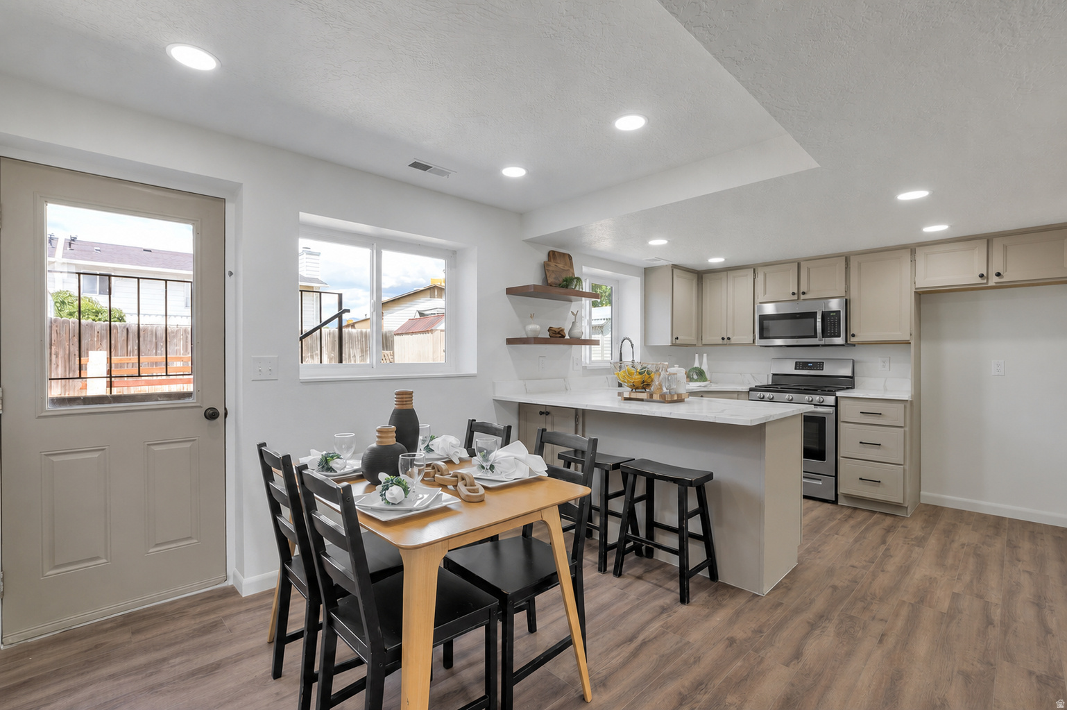 FOXGLEN SUBDIVISION NO.3 - Residential