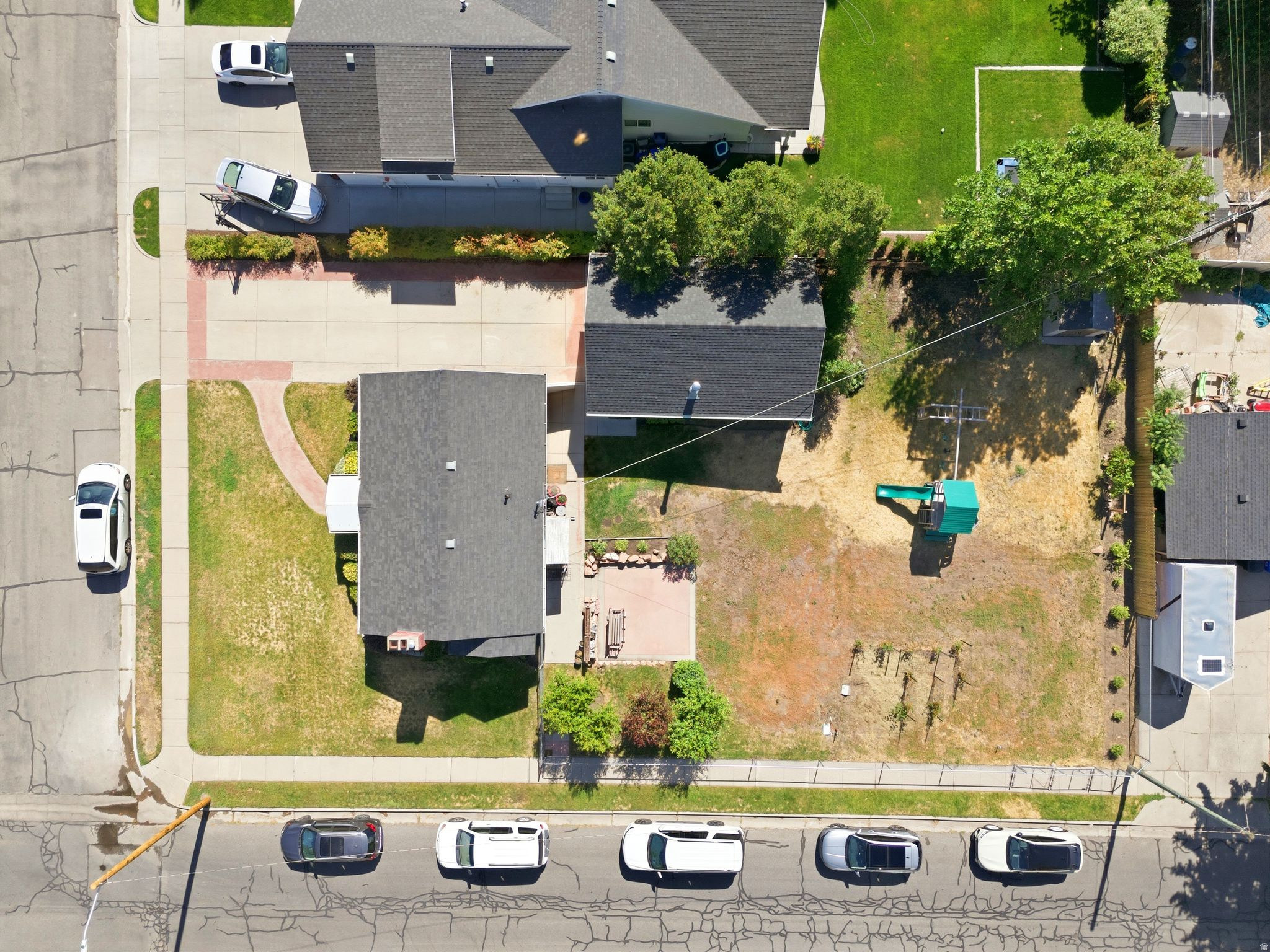 RANDALL WAY - Residential