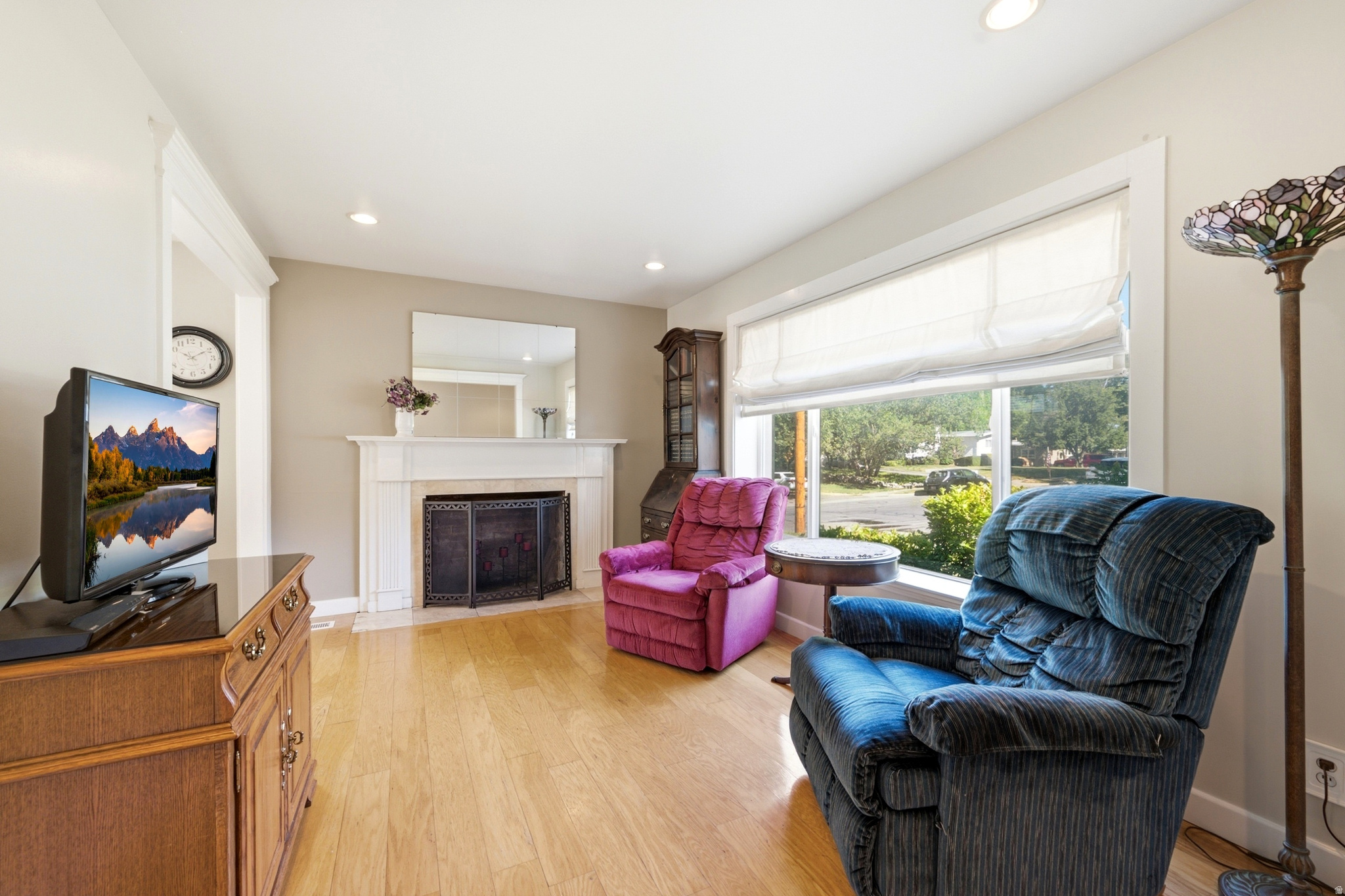 RANDALL WAY - Residential