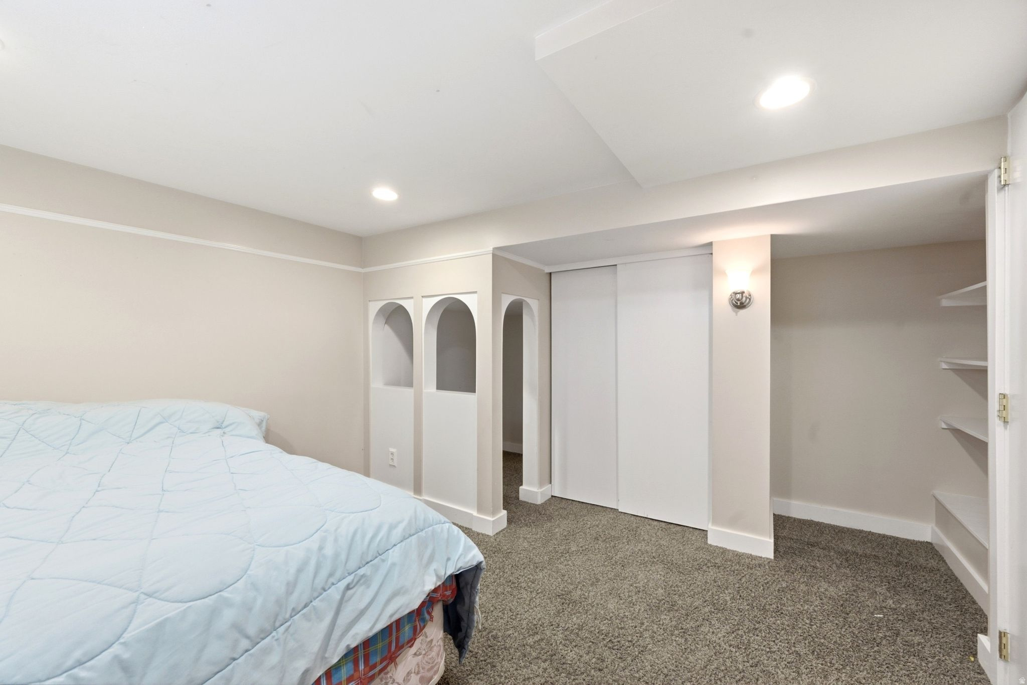 RANDALL WAY - Residential
