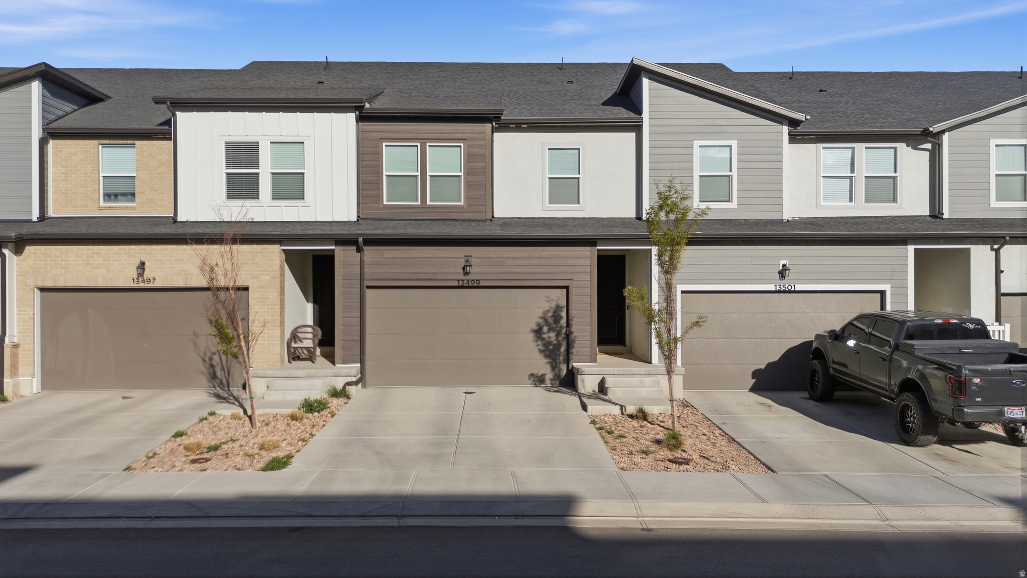 MOUNTAIN RIDGE - Residential