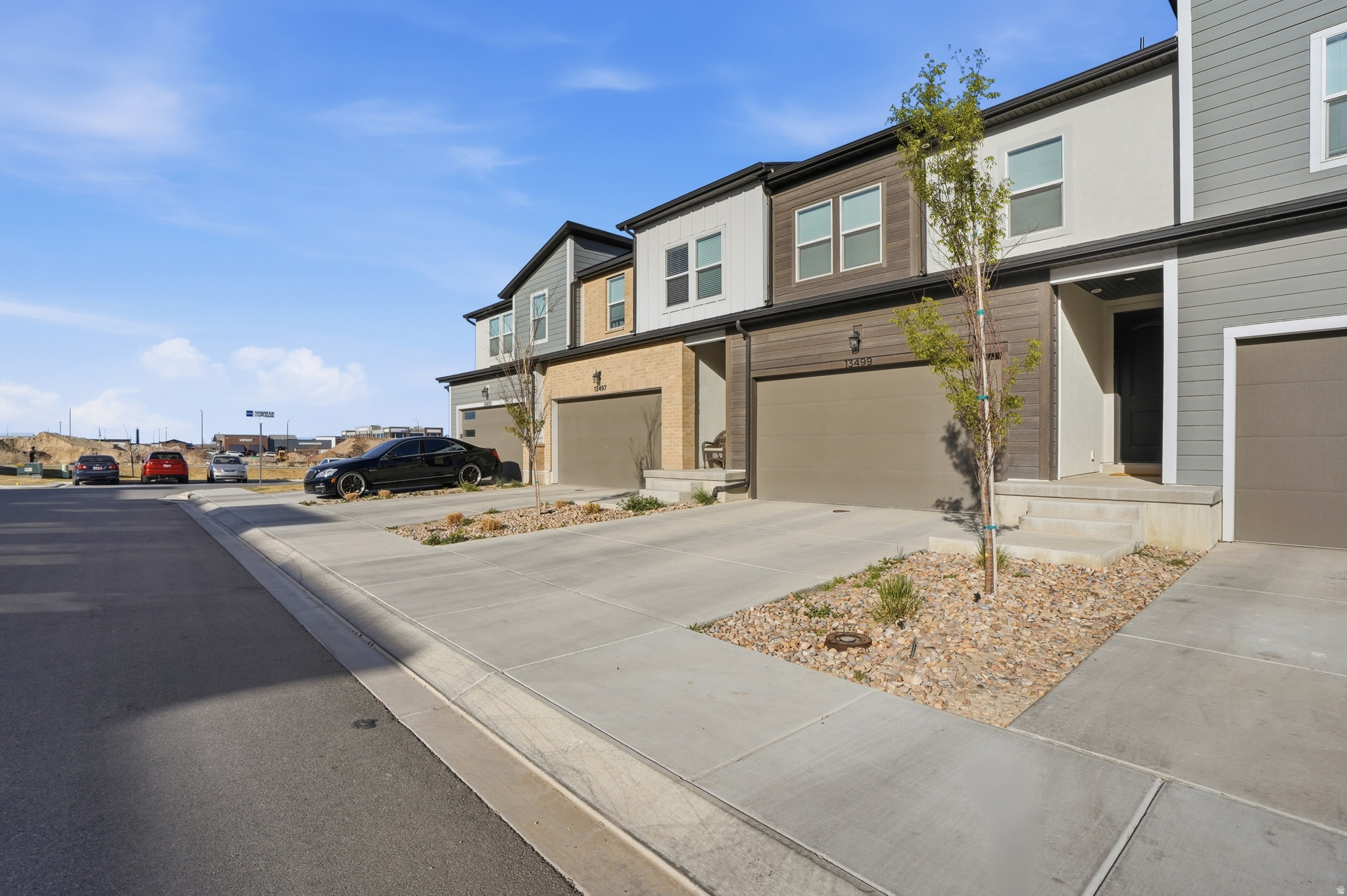 MOUNTAIN RIDGE - Residential