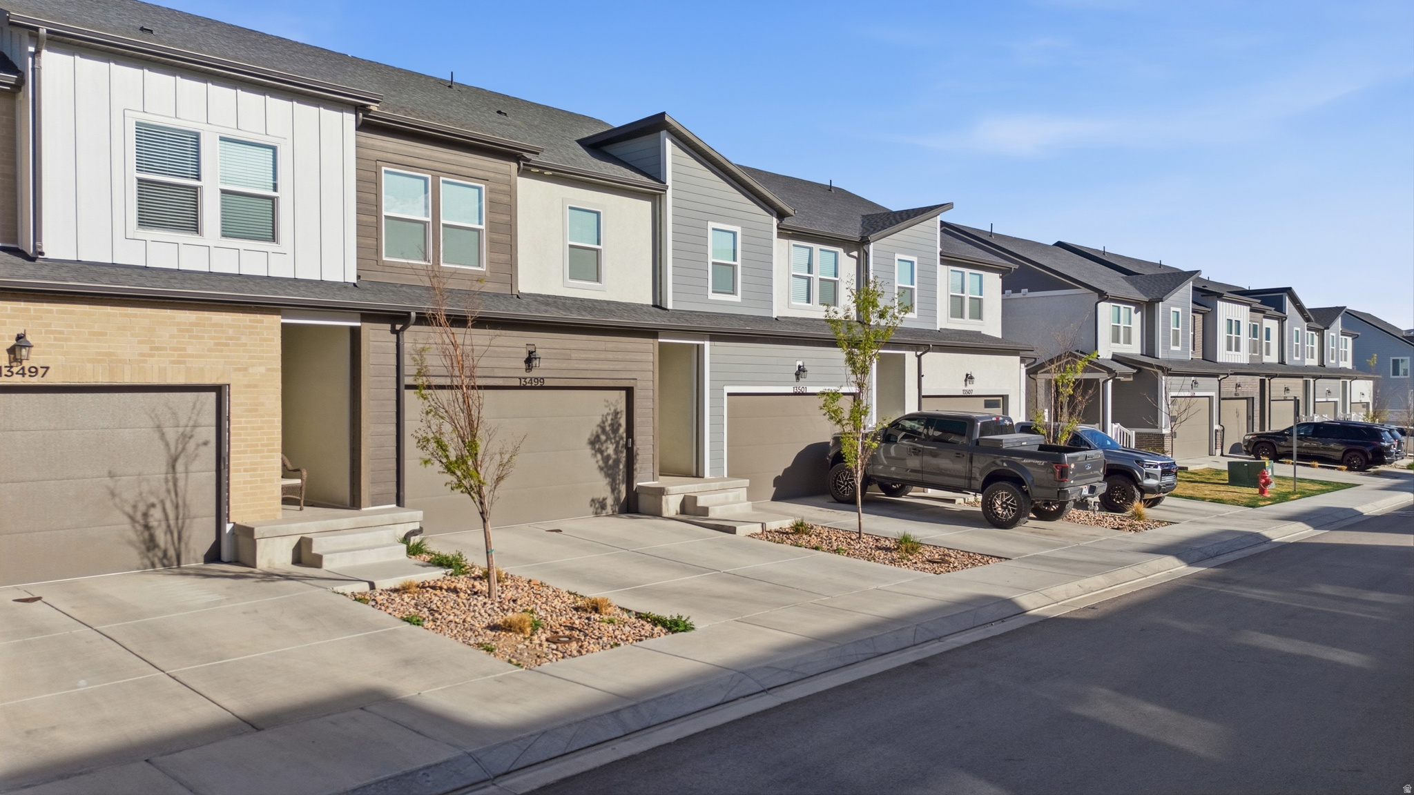 MOUNTAIN RIDGE - Residential